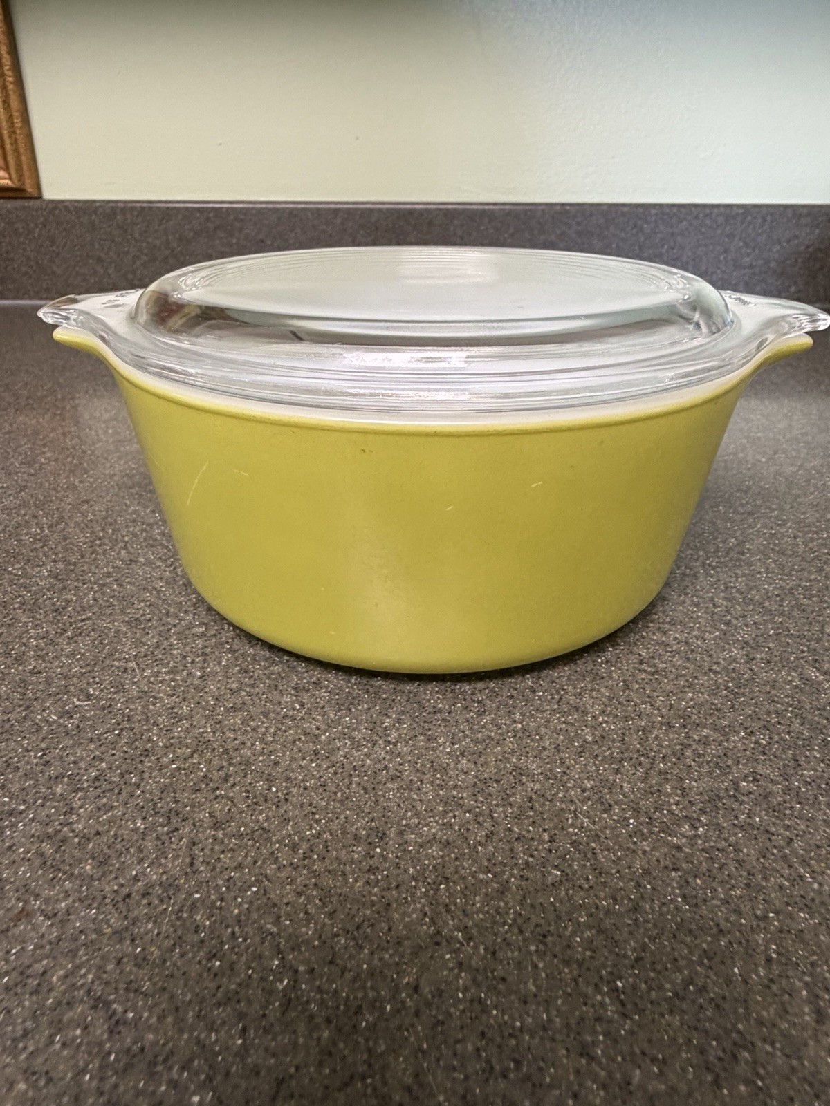 Vintage Pyrex Green #472 One Pint Casserole Dish with Glass Lid