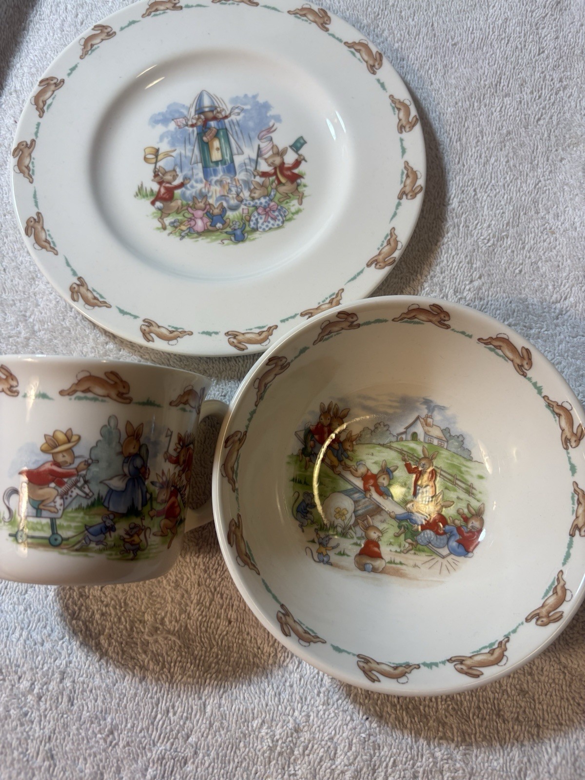 Royal Doulton Bunnykins Child’s 3 Piece Set Plate, Bowl, Mug Fine Bone China