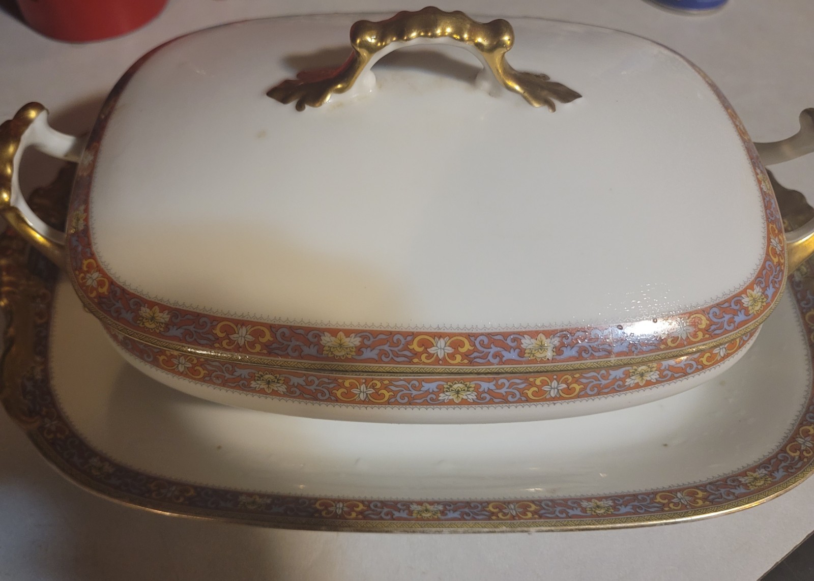The Meuse” pattern produced by Vignaud Frères in Limoges, France.