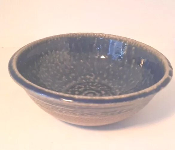 Backwoods Pottery 10” Bowl Dish 1992 signed DW Hussey