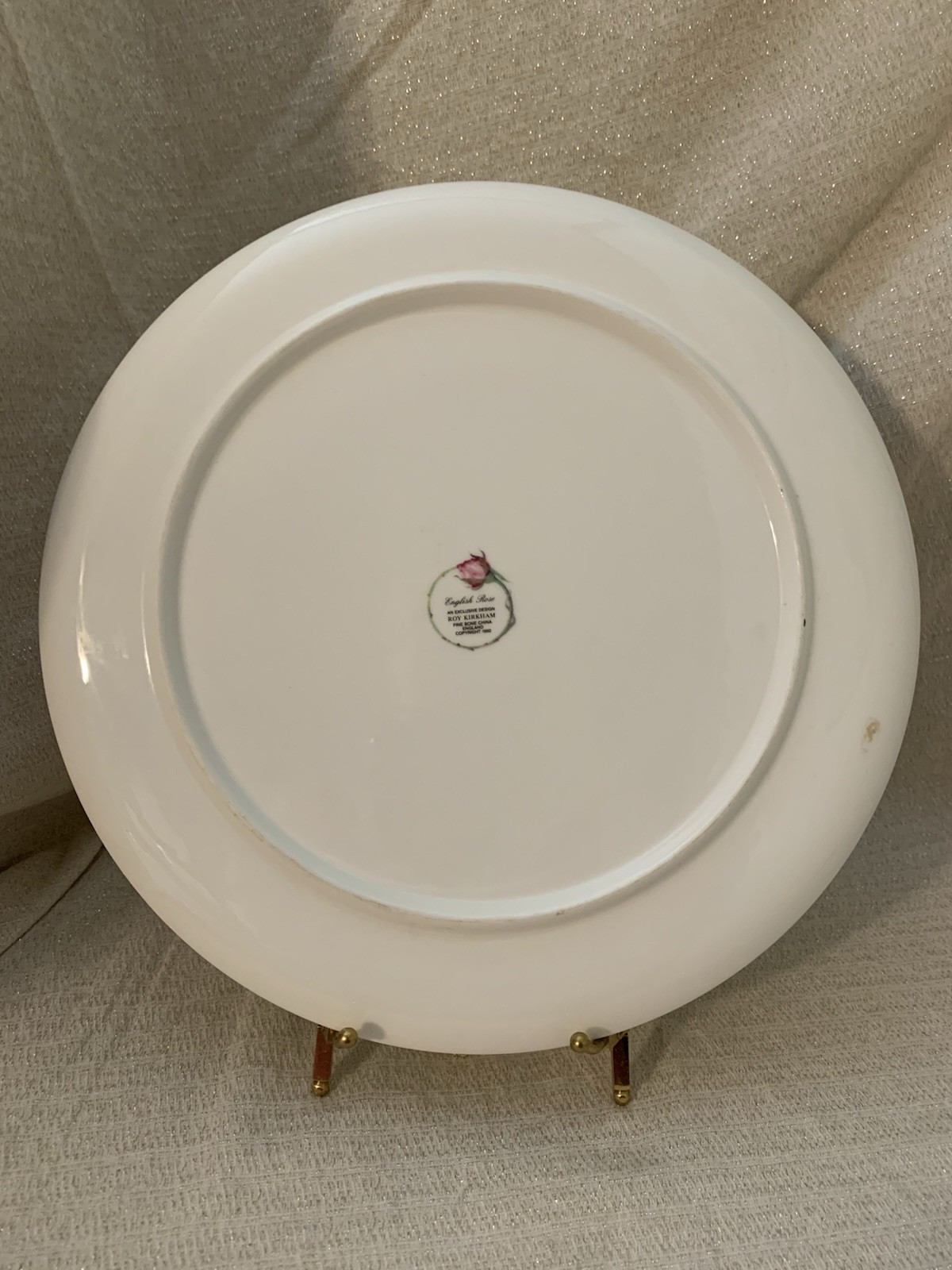 Roy Kirkham “English Rose” 12″ Platter (“cake plate”) Fine Bone China. MINT cond