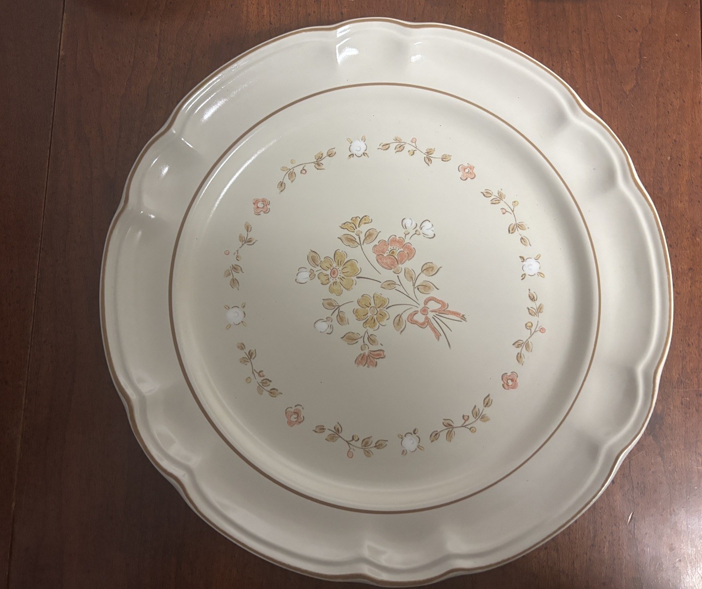 Vintage Four-Piece Set Cordella Collection Stoneware Floral Japan