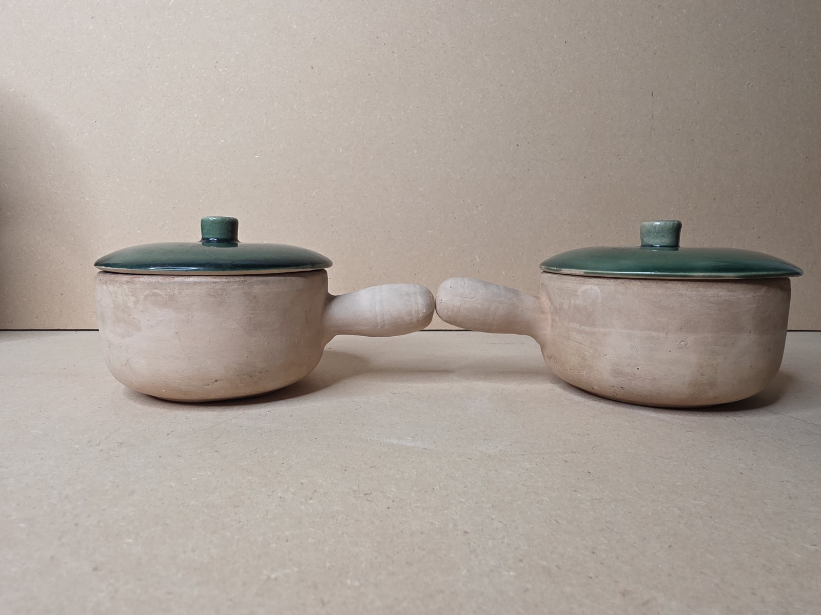 La Solana Pottery Natural Clay Body Green Lid & Body Made 1940/50’s Casserole X2