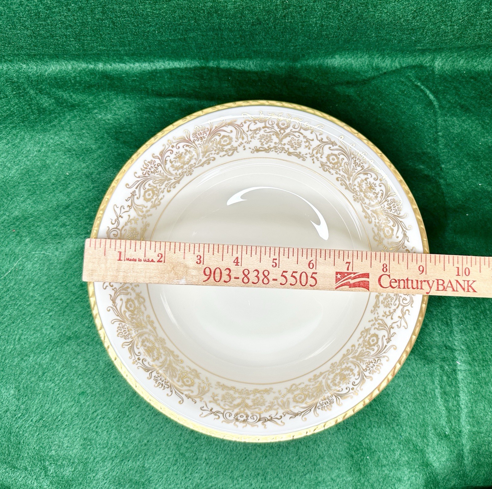 Pickard China TIARA GOLD 9in Round Vegetable Bowl Cream & Gold NWOL