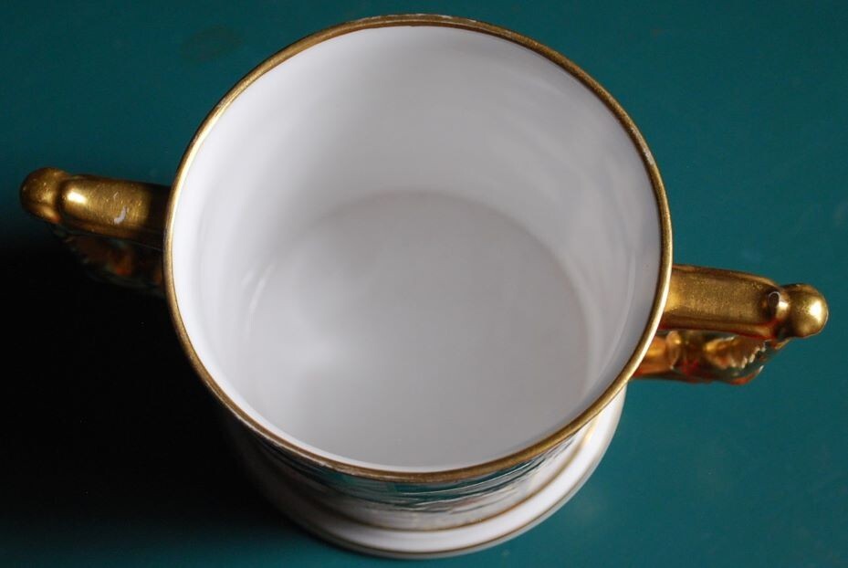 RARE Vintage ROYAL CROWN DERBY 2 Handled Loving Cup TRADITIONAL IMARI Blue Gold