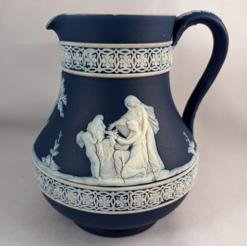 Antique Wedgwood 4.5″ Jasperware Dark Cobalt Blue Dip Creamer Pitcher NeoClassic