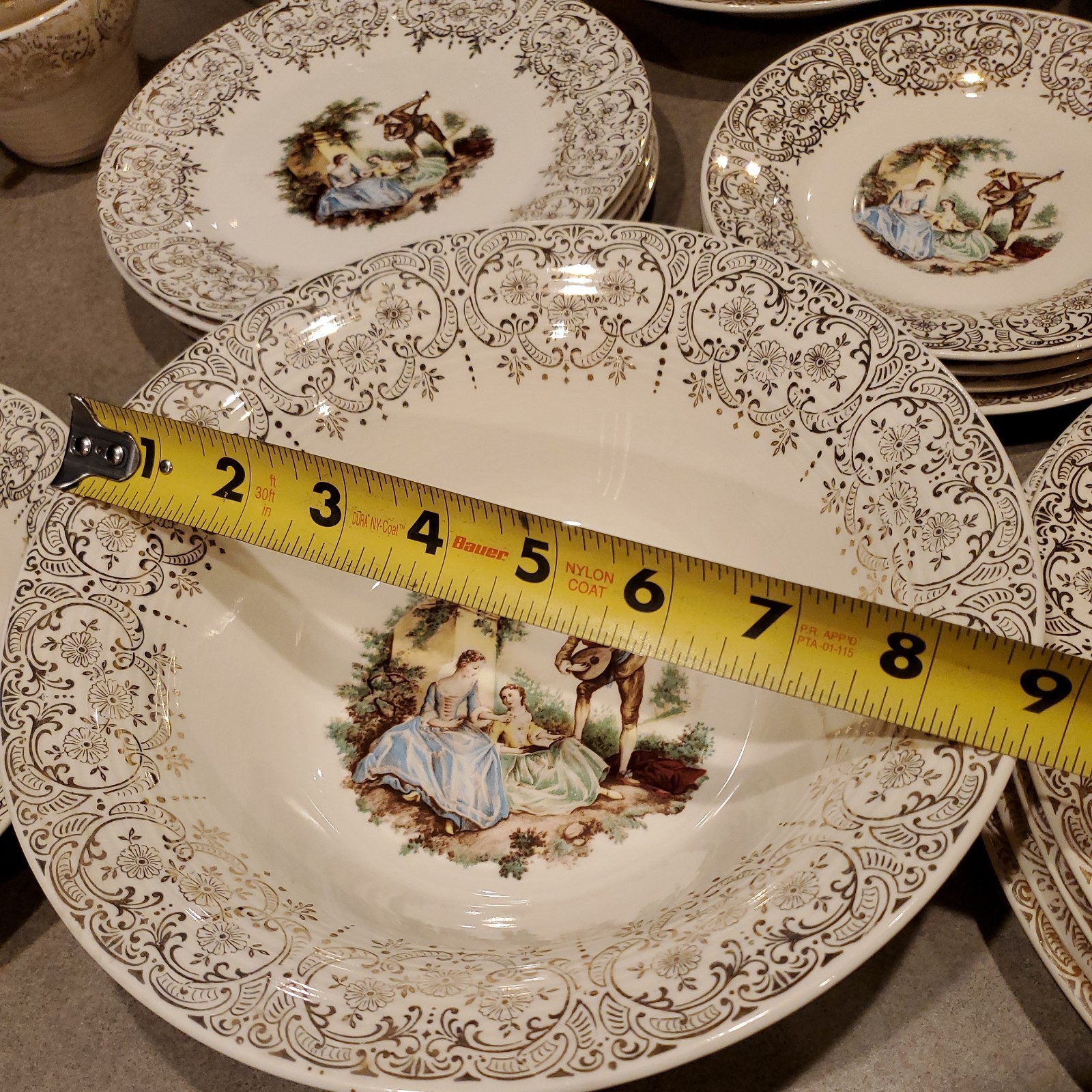 Vtg AMERICAN LIMOGES TRIUMPH CHINA D’OR Serenade 22K Gold 26 Pieces