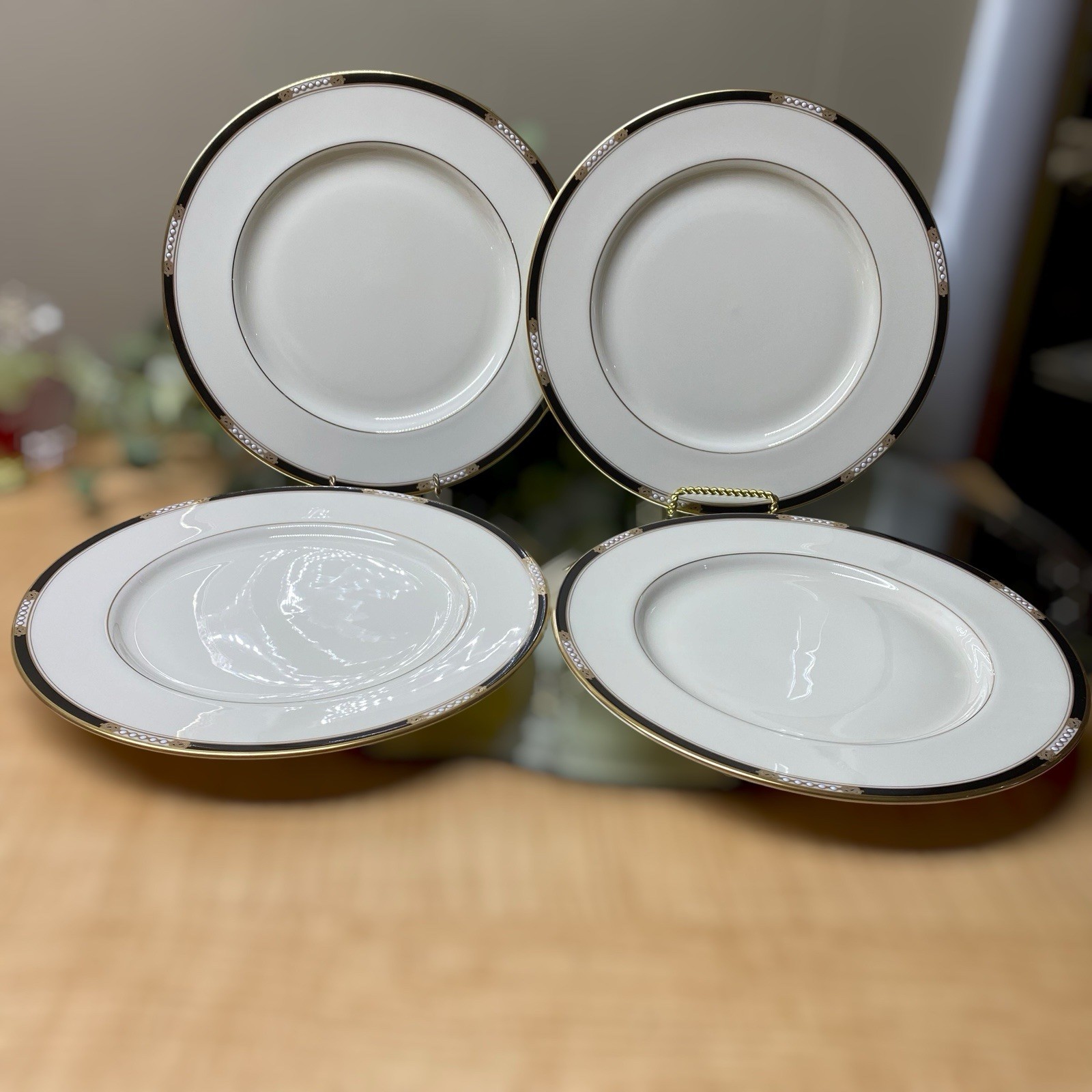 Lenox Presidential Collection Hancock 10 1/2” Dinner Plates Set Of 4 USA Gold