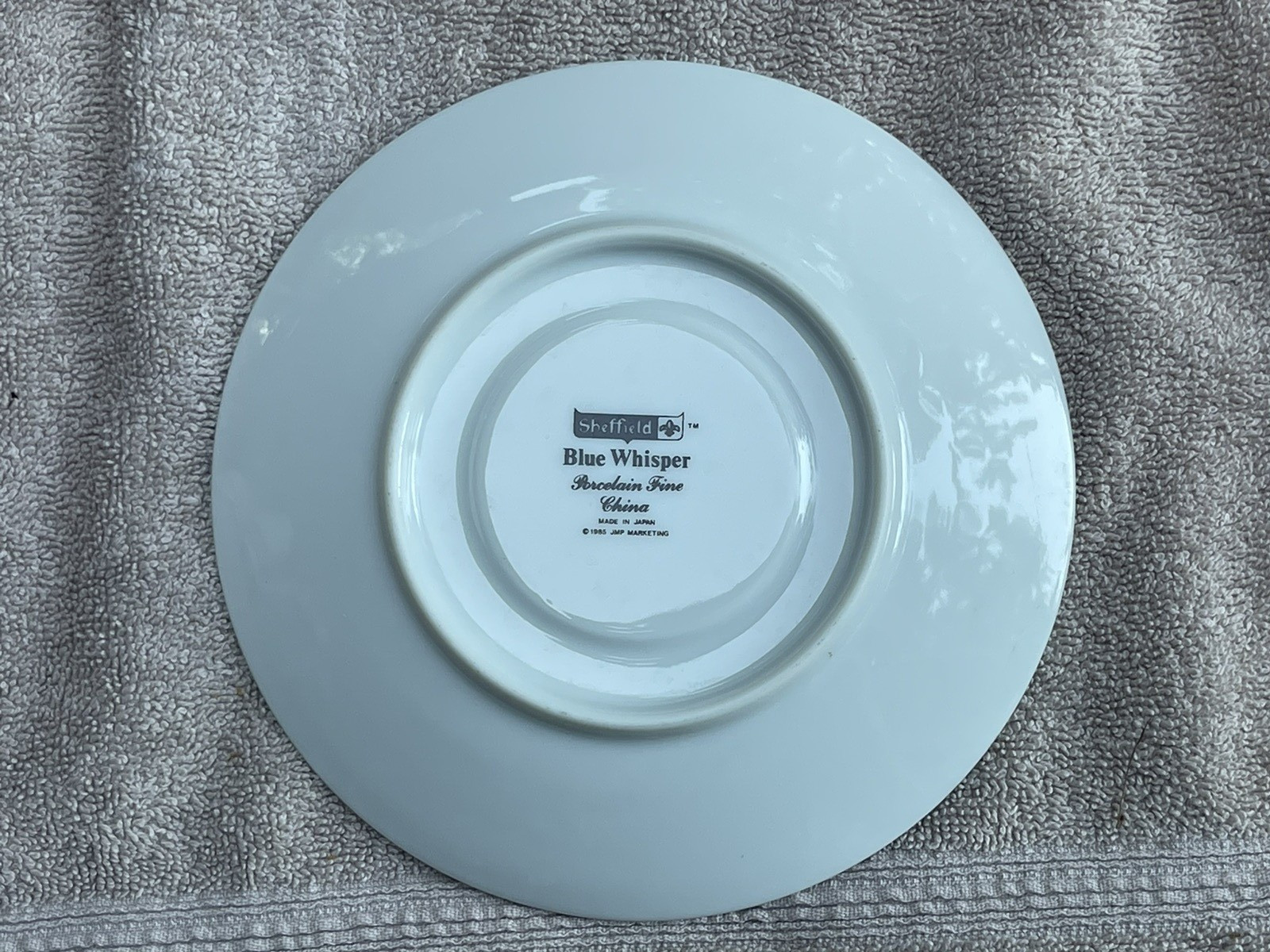 Sheffield Blue Whisper Porcelain Fine China one Saucer 1985 excellent condition