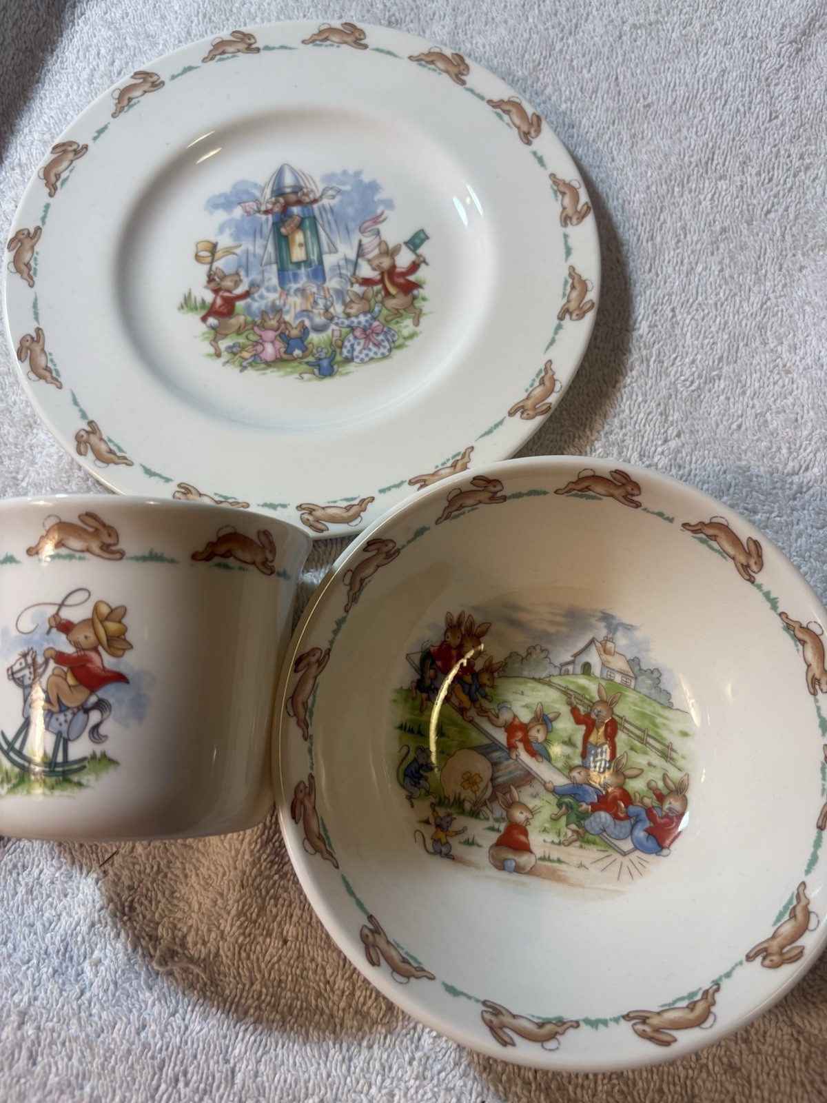 Royal Doulton Bunnykins Child’s 3 Piece Set Plate, Bowl, Mug Fine Bone China