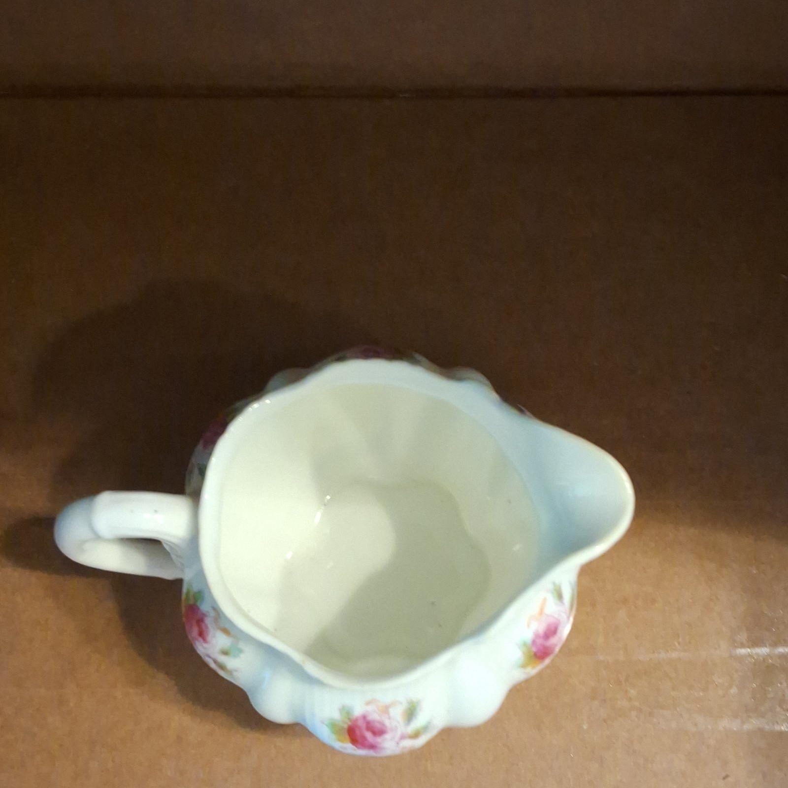 Shelley/Foley Bridal Rose Dainty Shape 3inch Creamer