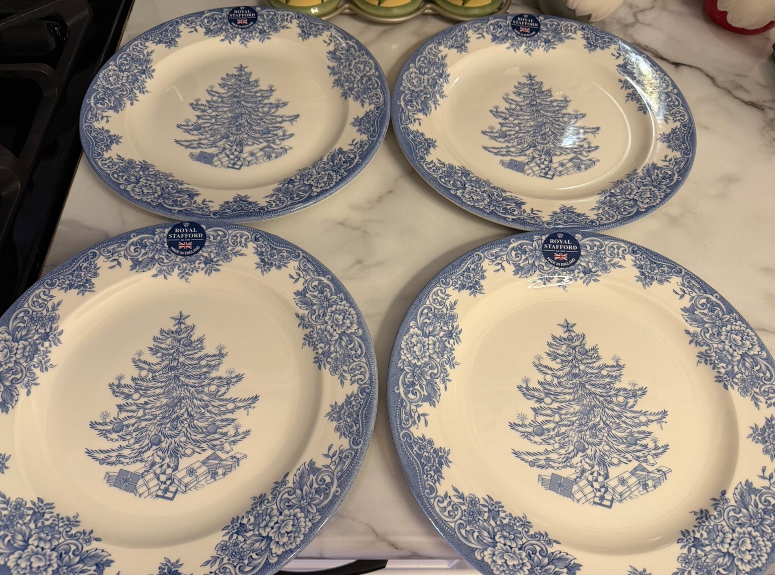 Set Of 6 Royal Stafford Blue Christmas Tree Holiday Dinner Plates 11″ New