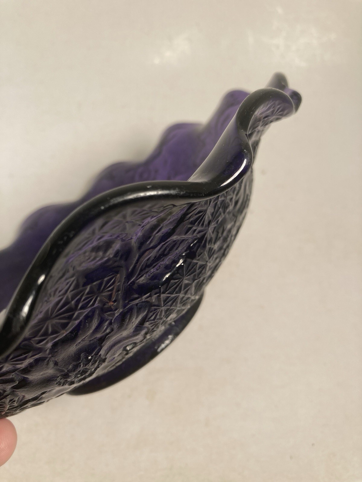 Vintage irradiated Purple Glass fruit bowl, candy bowl, floral pattern