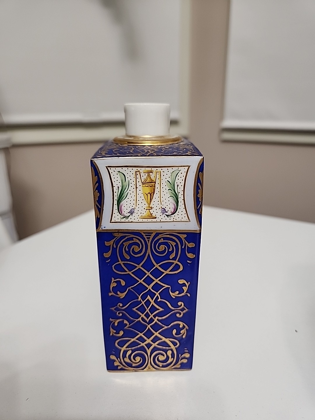 Antique Porcelain Tea Caddy c. 1790–1820 Hand Painted Putti Neoclassical Contine