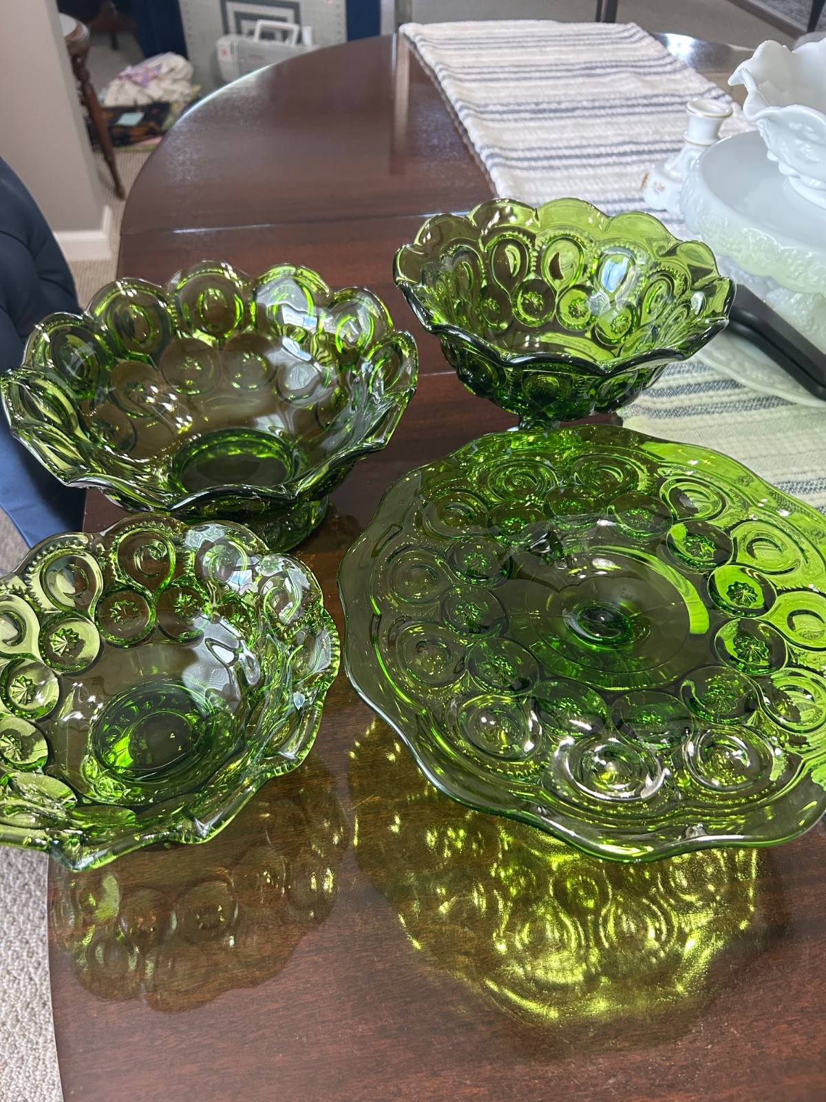 Vintage 4pc L.E. Smith Green Moon & Stars Set Cake Pedestal 2 Bowls 1 Compote