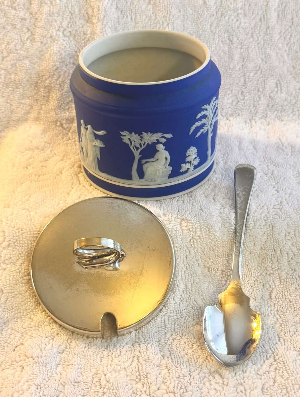 Vintage Wedgwood Blue Jasperware Jam Pot Jar with Lid and Spoon, circa 1925-1939