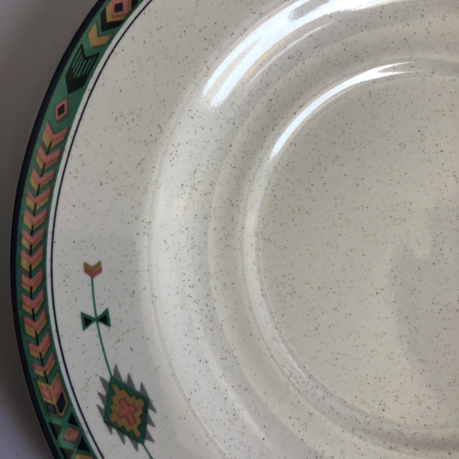 Studio Nova Adirondack Y2201 Coffee Cups 8 And Saucers 7 Round Aztec Speckled