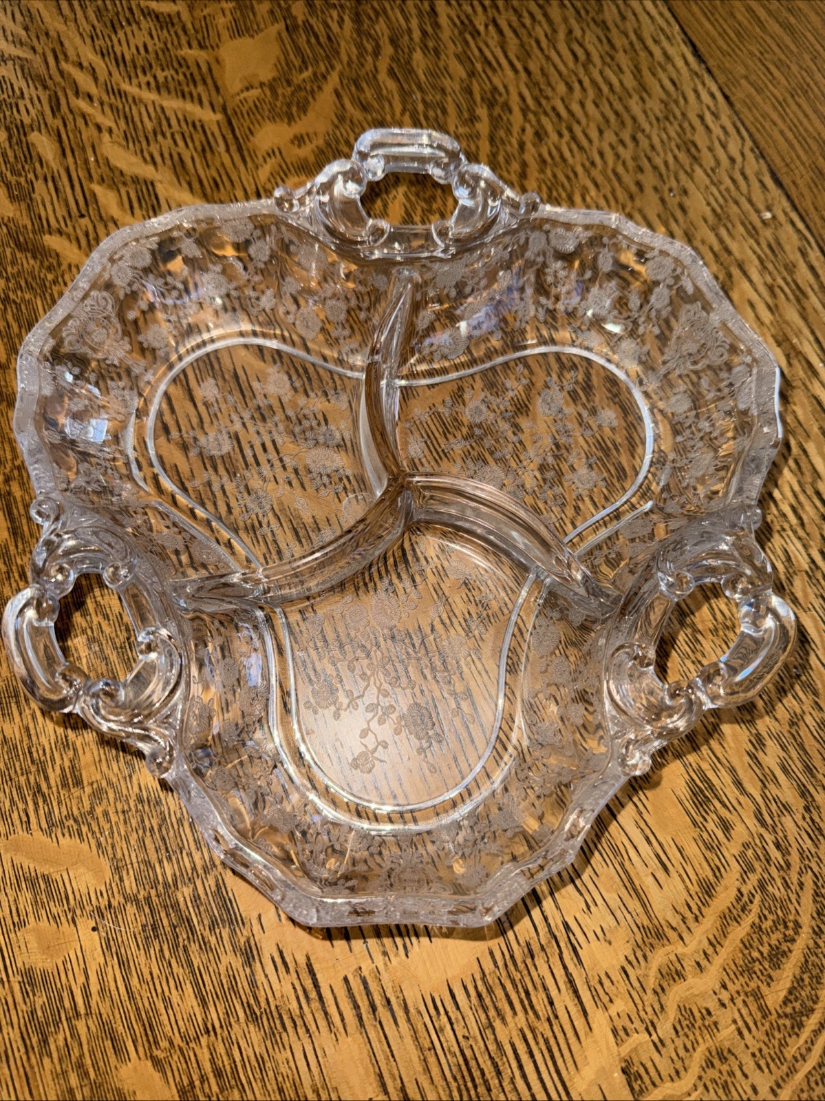 Cambridge Glass Rose Point/Chantilly Pattern Etched Glass 3-part Divided Dish 8″