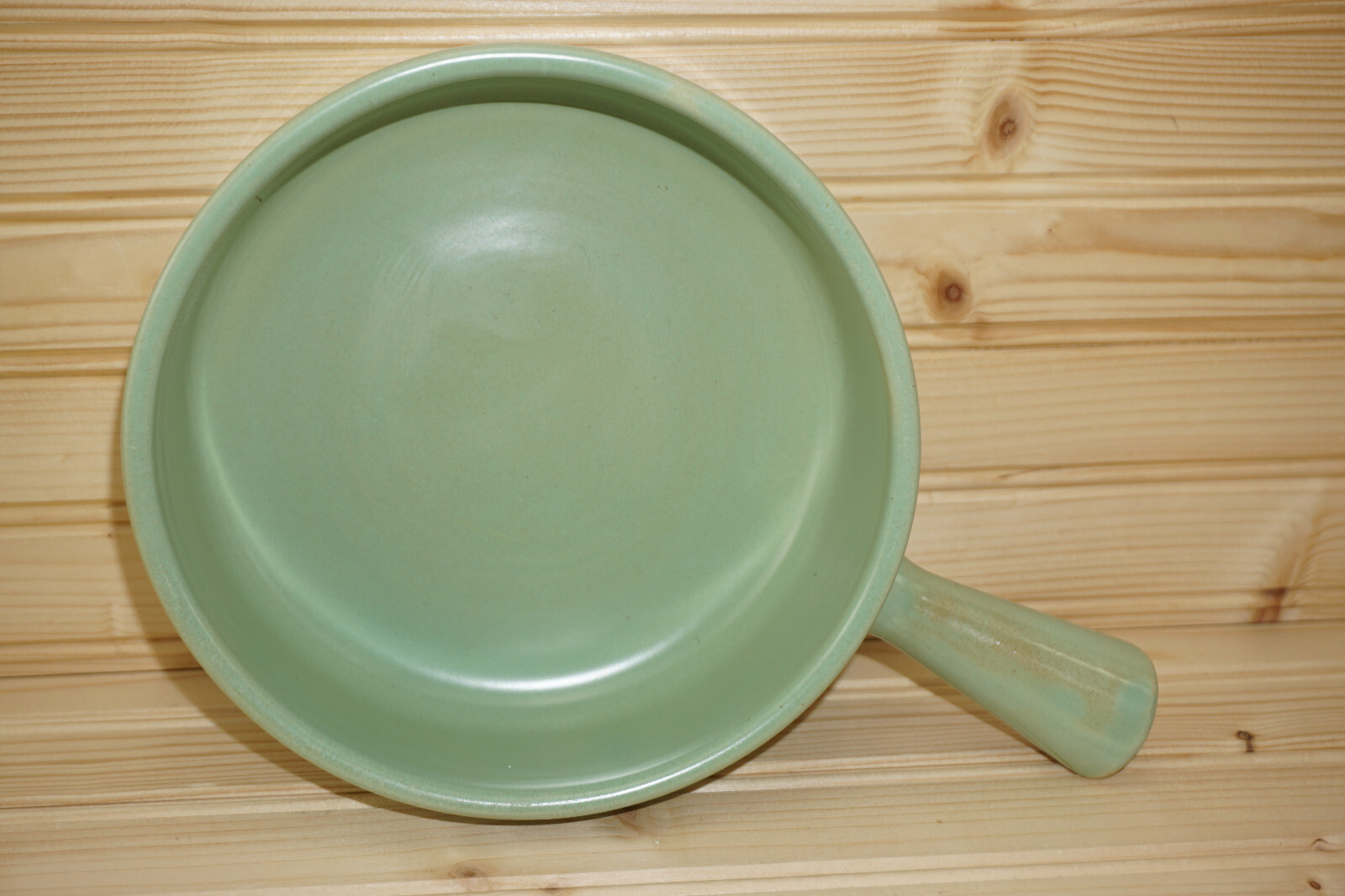 La Solana Green Handled Covered Casserole, 7 1/2″ Box #3 (B20)