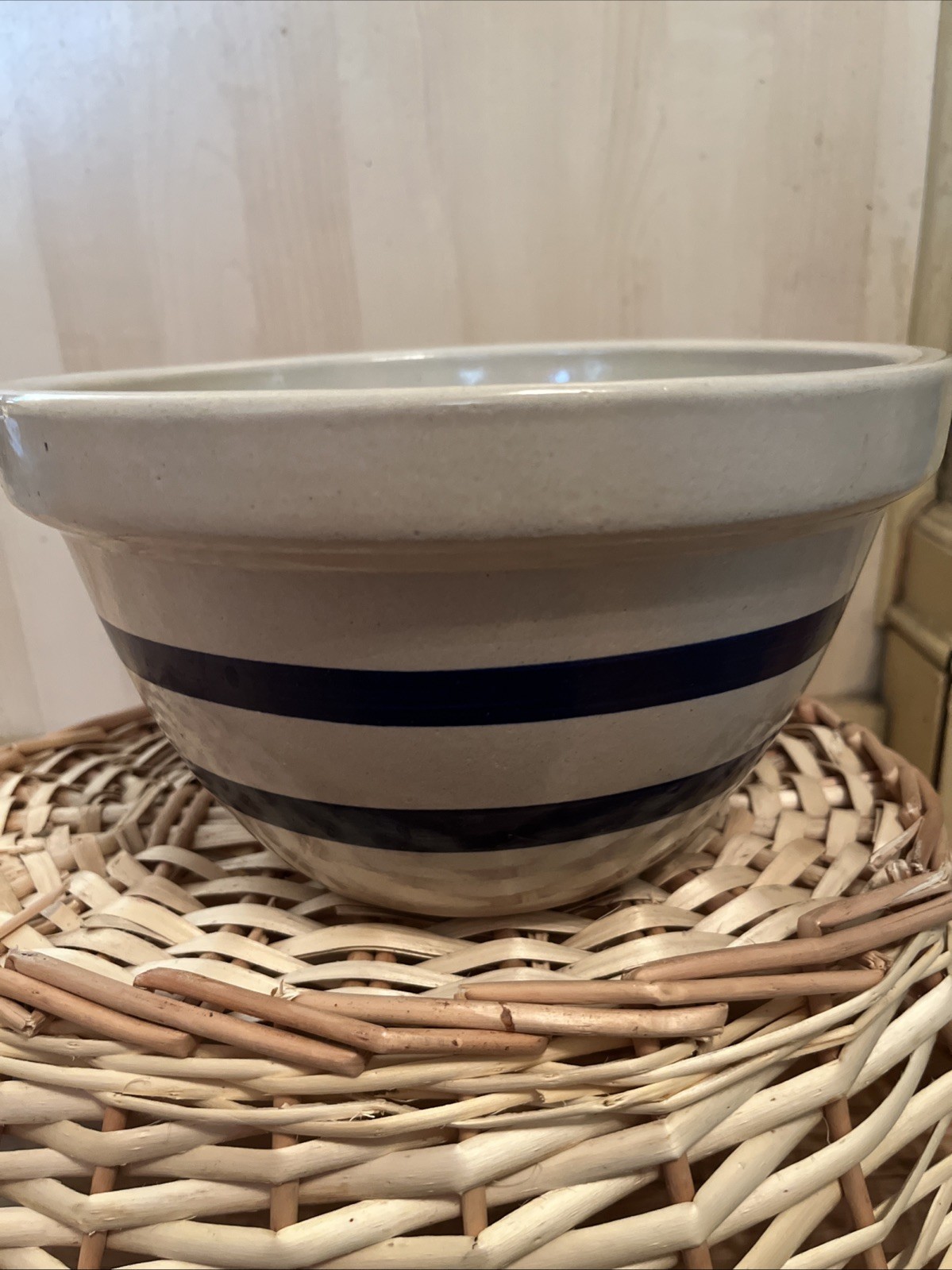 Vintage Robinson Ransbottom Pottery  9.25″ Stoneware Blue Striped Bowl Roseville