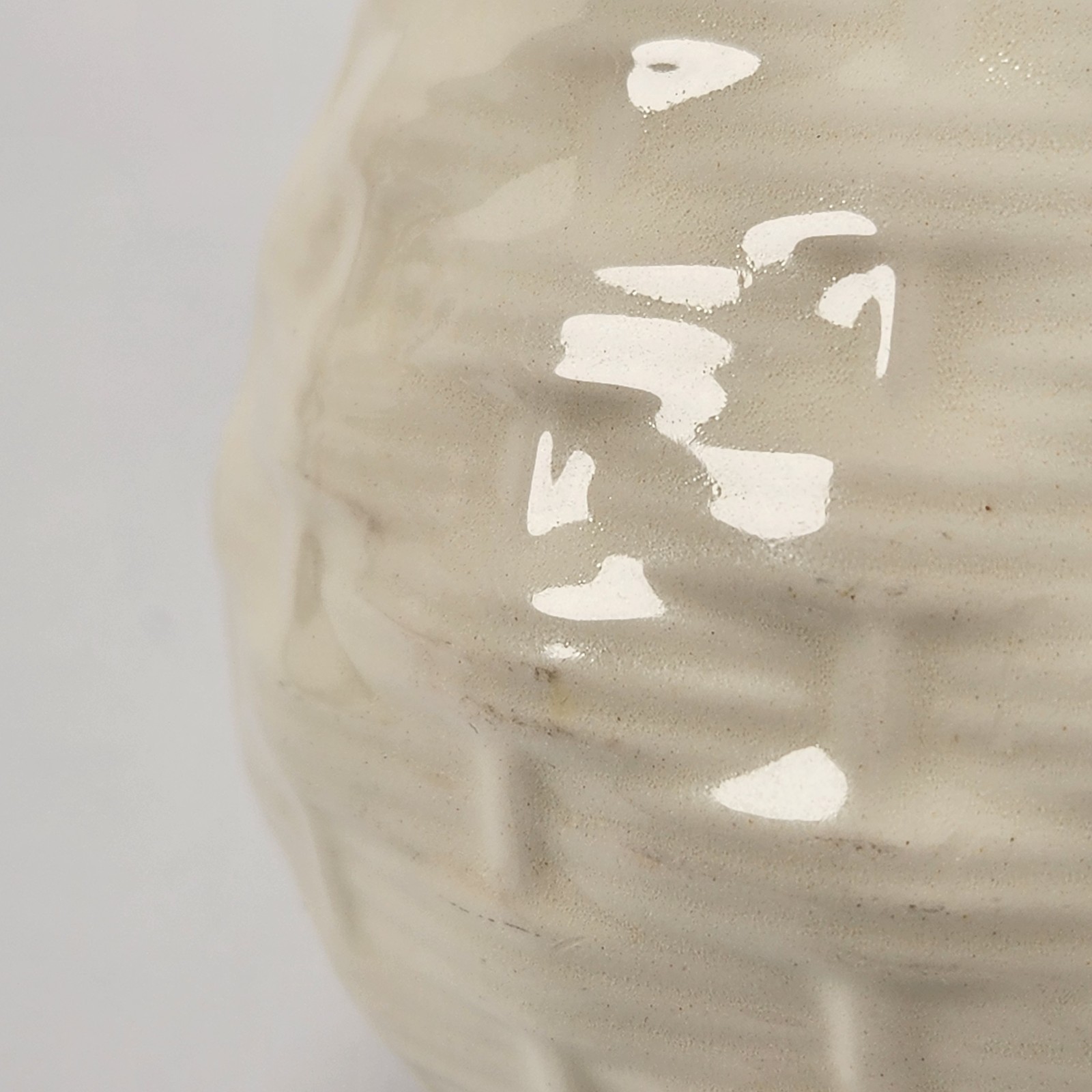 VTG Ceramic Cream Off-White Basketweave Pitcher Farmhouse Twisted Handle 7.25″