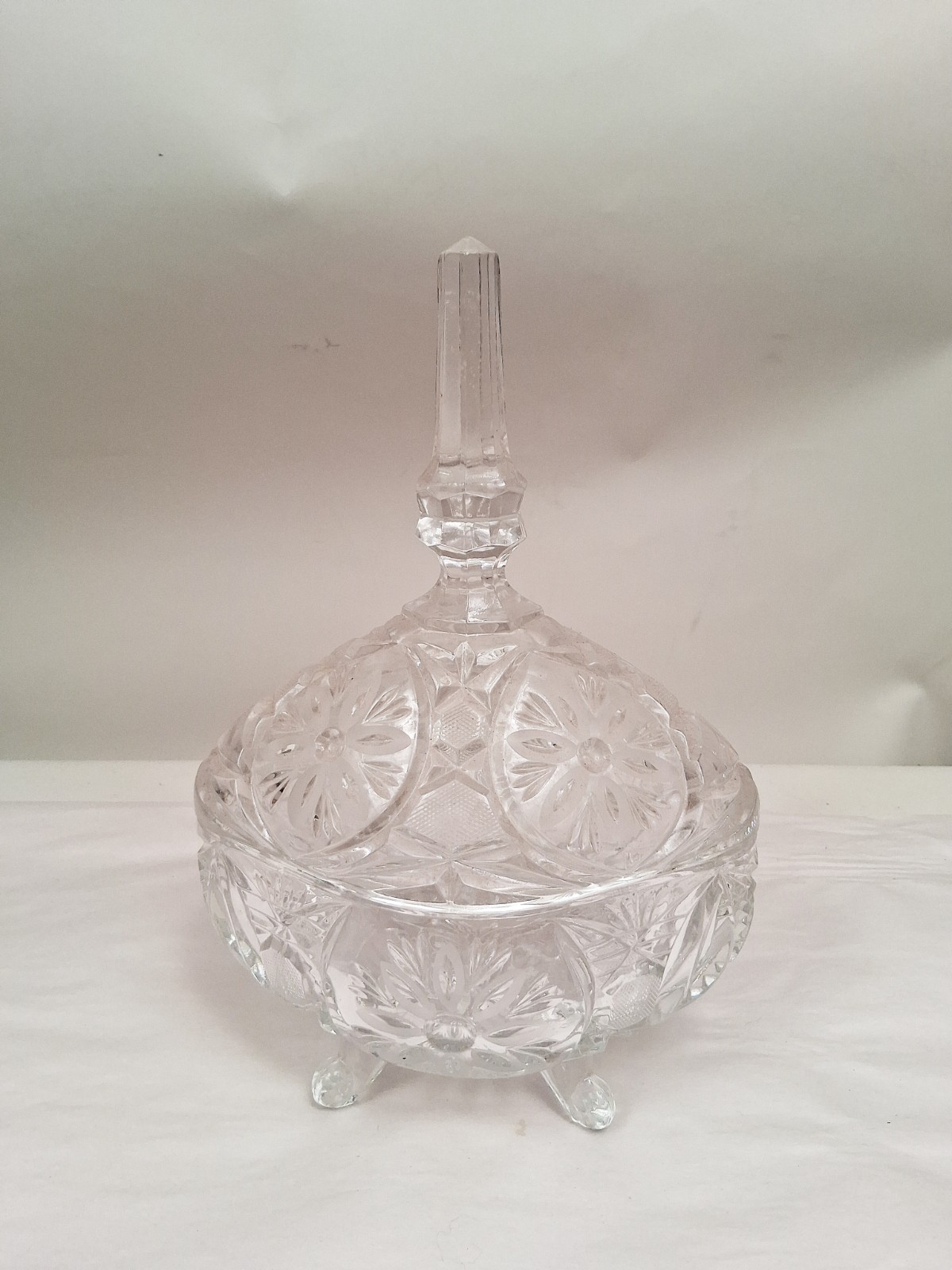 11″ Crystal Covered Candy Dish