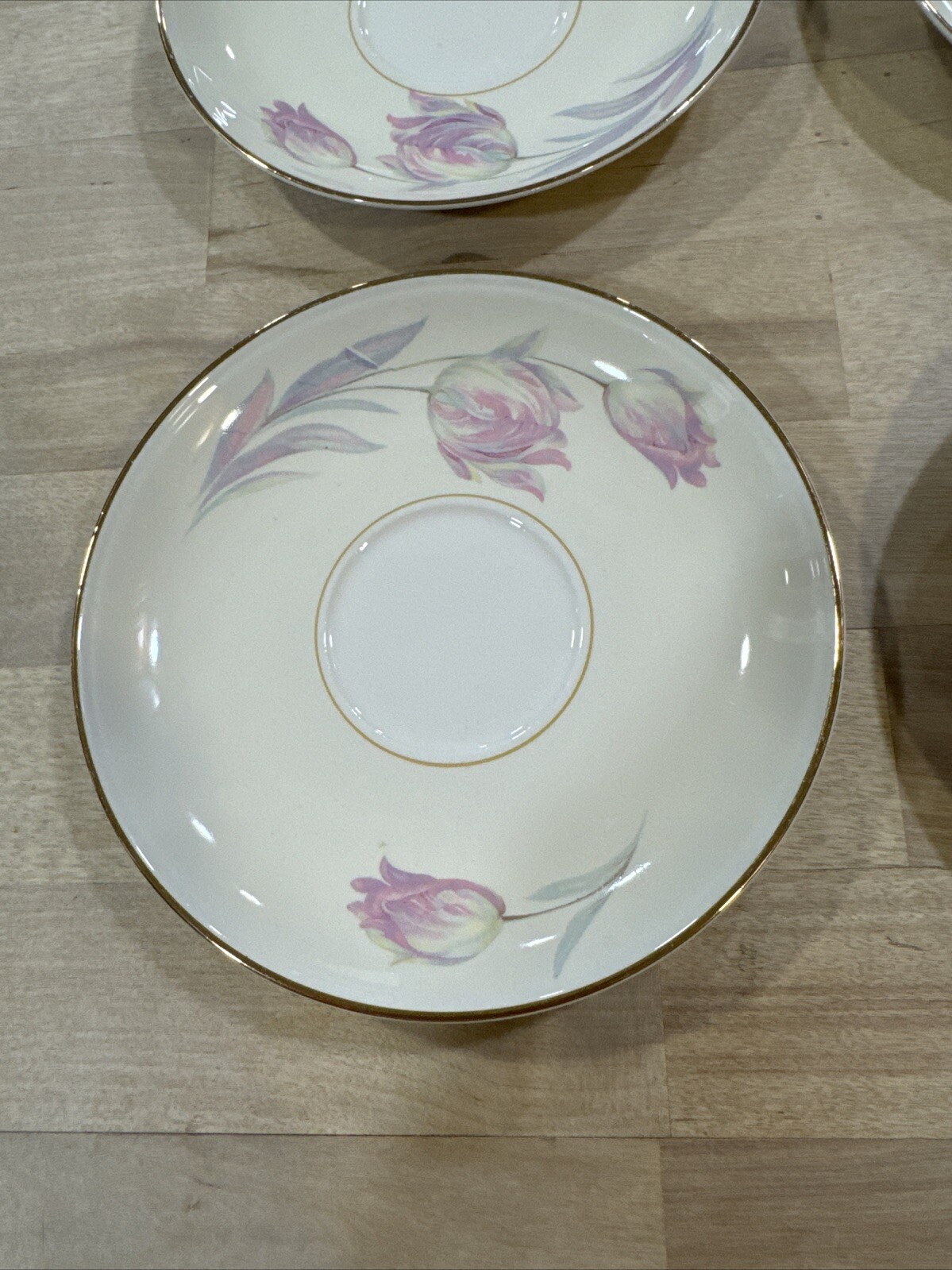 Set Of 4 VINTAGE Homer Laughlin Eggshell Nautilus Round Saucer Tulip China Plate