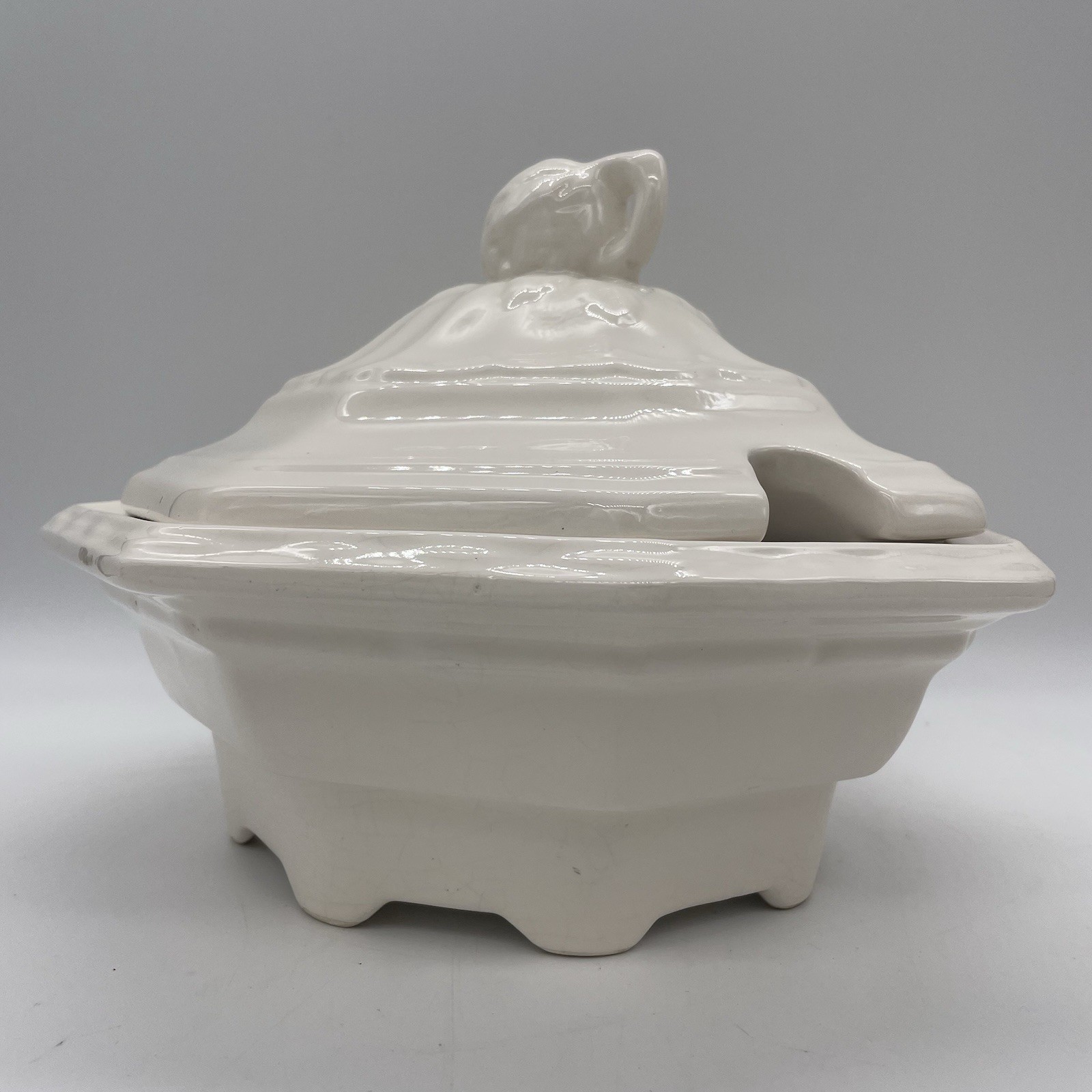 Vintage California Pottery USA Soup Tureen 2qt Octagon White Cream Lidded Lid