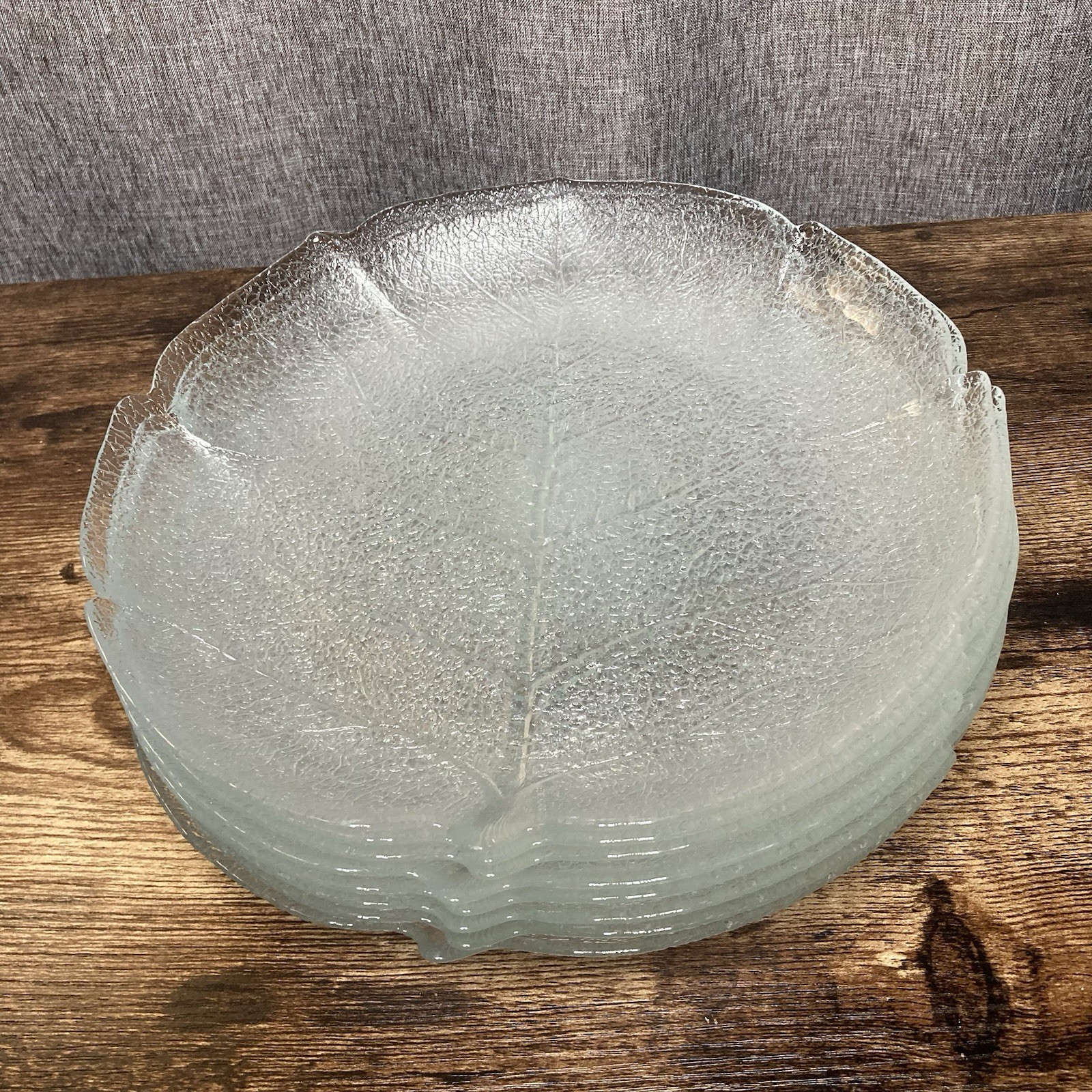Set of 8 Vintage Arcoroc France Aspen Leaf Clear Tempered Glass Dinner Plates