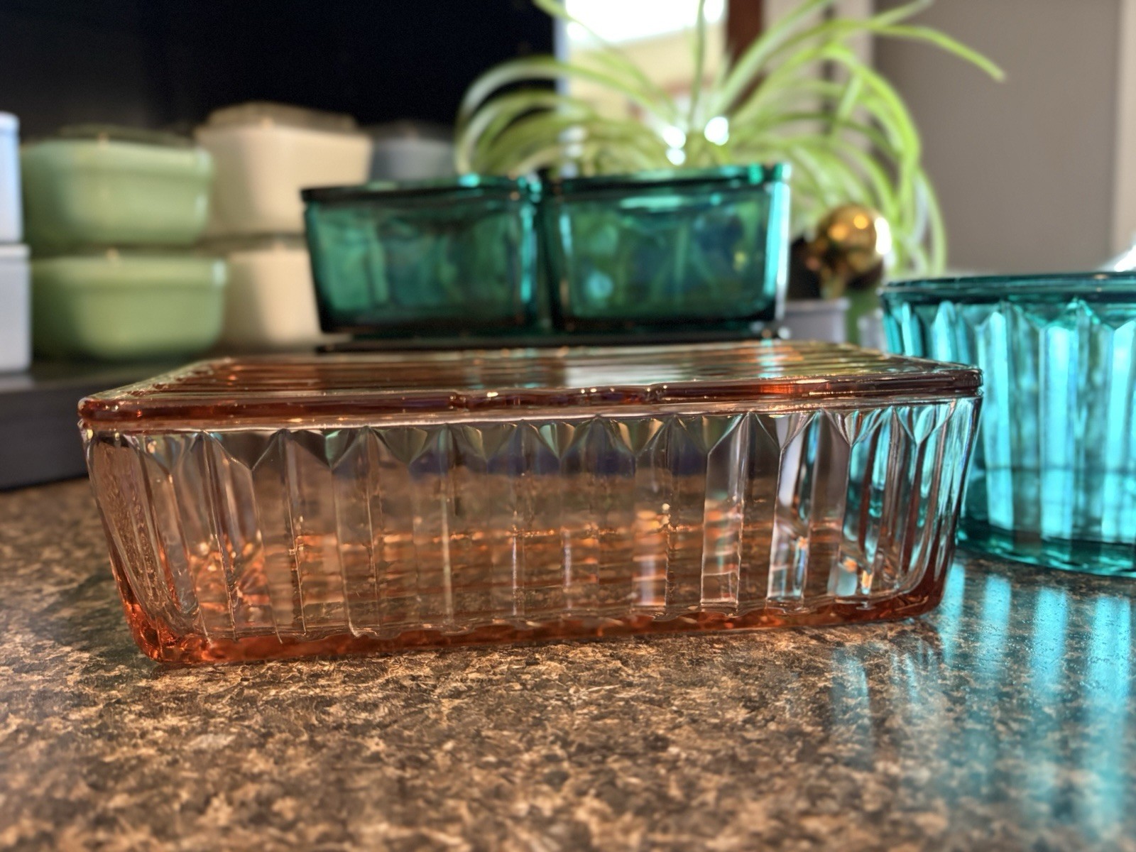 Vintage Jeannette Glass – princess pink and ultra marine with disnctve rib patt