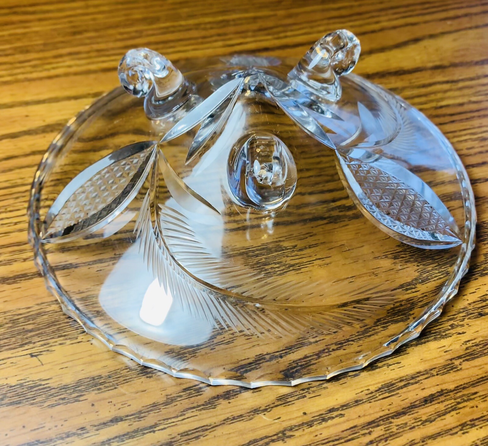 Stunning Cut Glass Crystal Footed Dish Bowl Wheat-Leaf Pattern 7”w Elegant