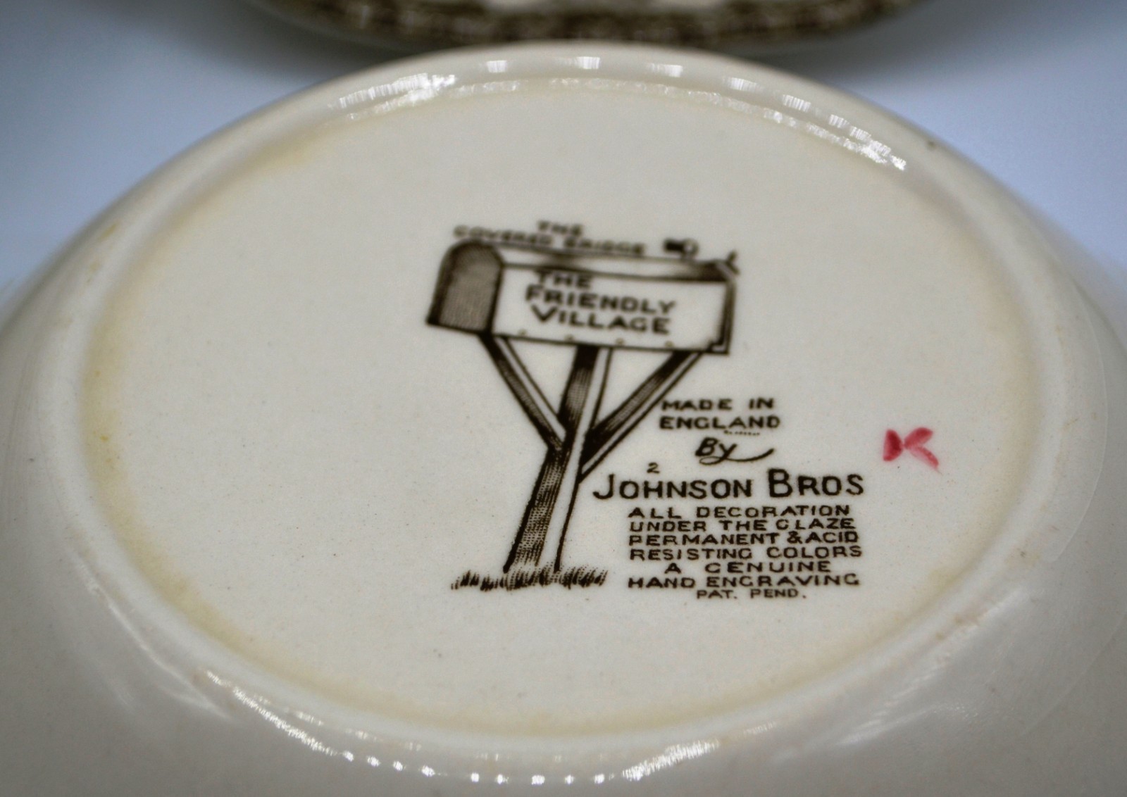 8 Piece Johnson Brothers “The Covered Bridge” 7″ Bowls