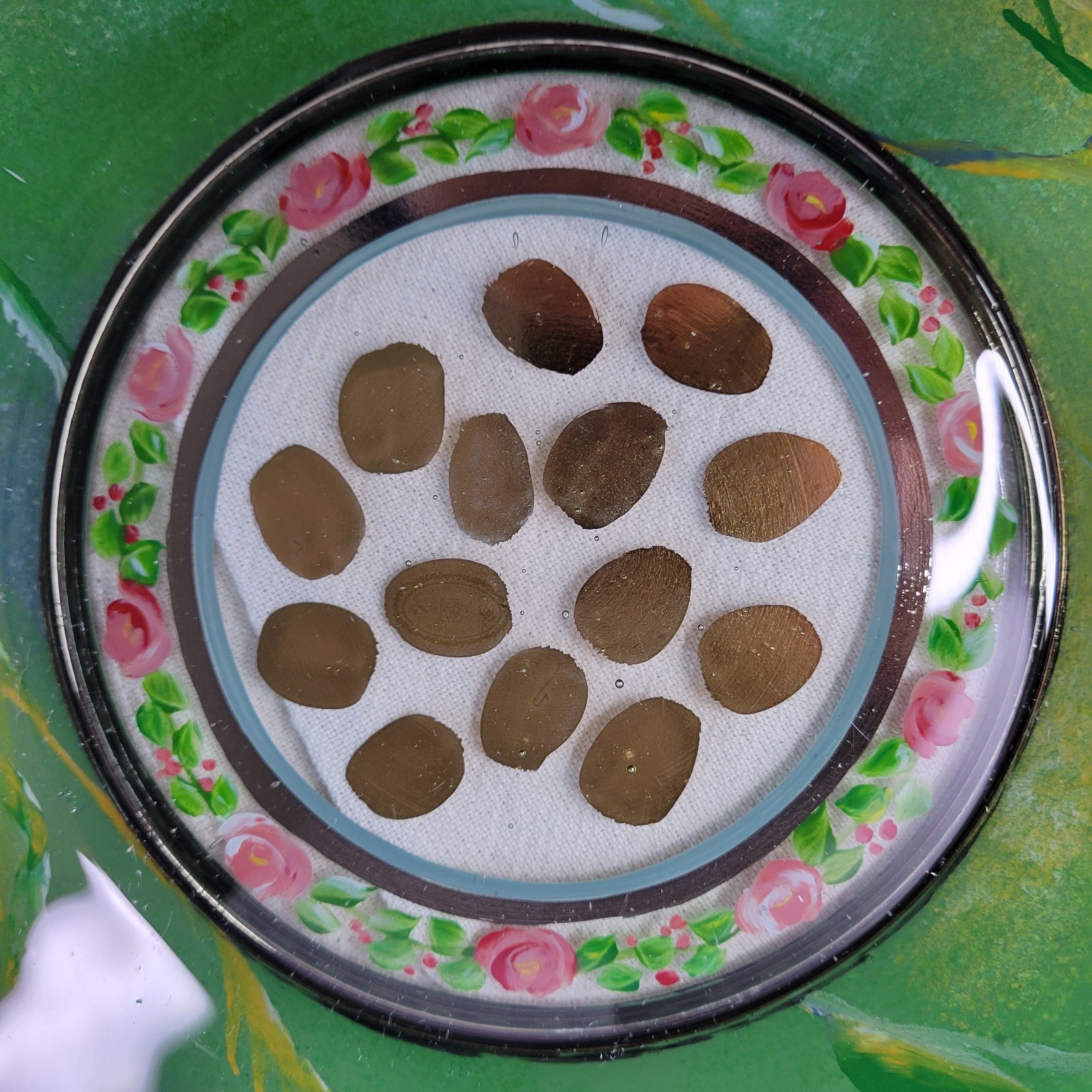 Early MacKenzie-Childs Plate Hand Painted Glass Soup Pasta 9.25″ Rose Garland