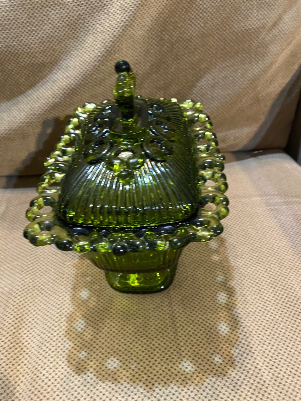 VTG Indiana Glass Olive Green Filigree Edge Oblong Candy Dish & Cover in OG Box