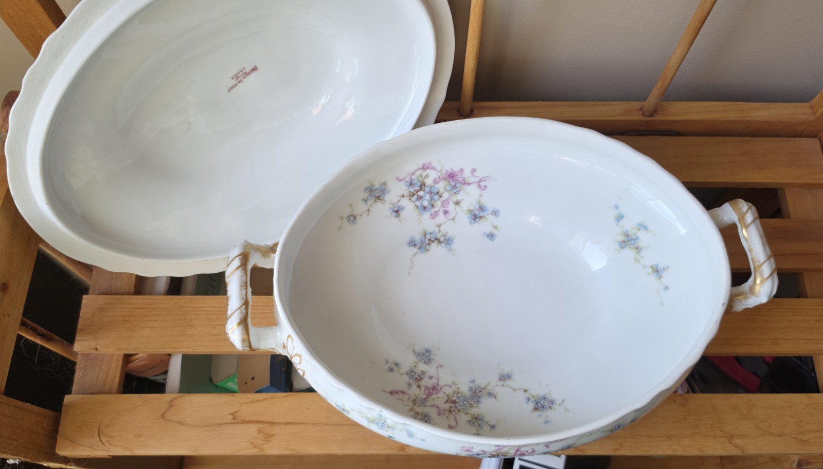 Theodore Haviland Oval Covered Vegetable-Pink Roses/Blue Scrolls -Schleiger