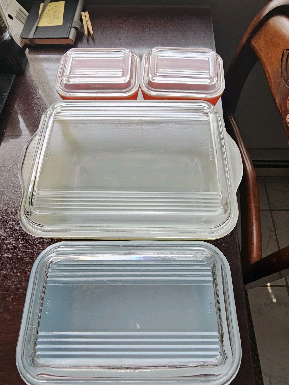 VTG 1950’s PYREX 8 pc Refrigerator Dish Set Primary RED-BLUE-YELLOW W/LIDS EUC