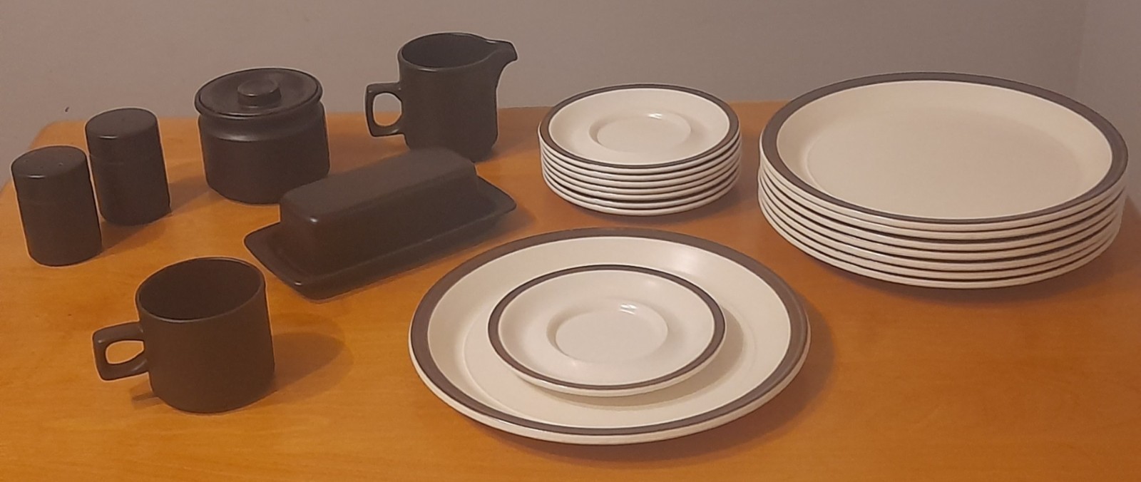 Doverstone England Heather + Brown Matte 28‑Piece Set – Rare Complete Farmhouse