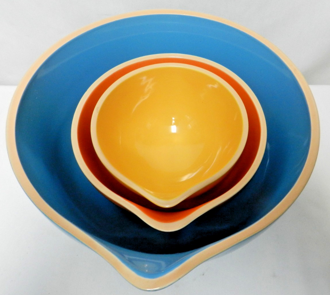 Ravinia Set 3 Spouted Nesting Bowls Mixing Baking yellow orange blue Dish Micro