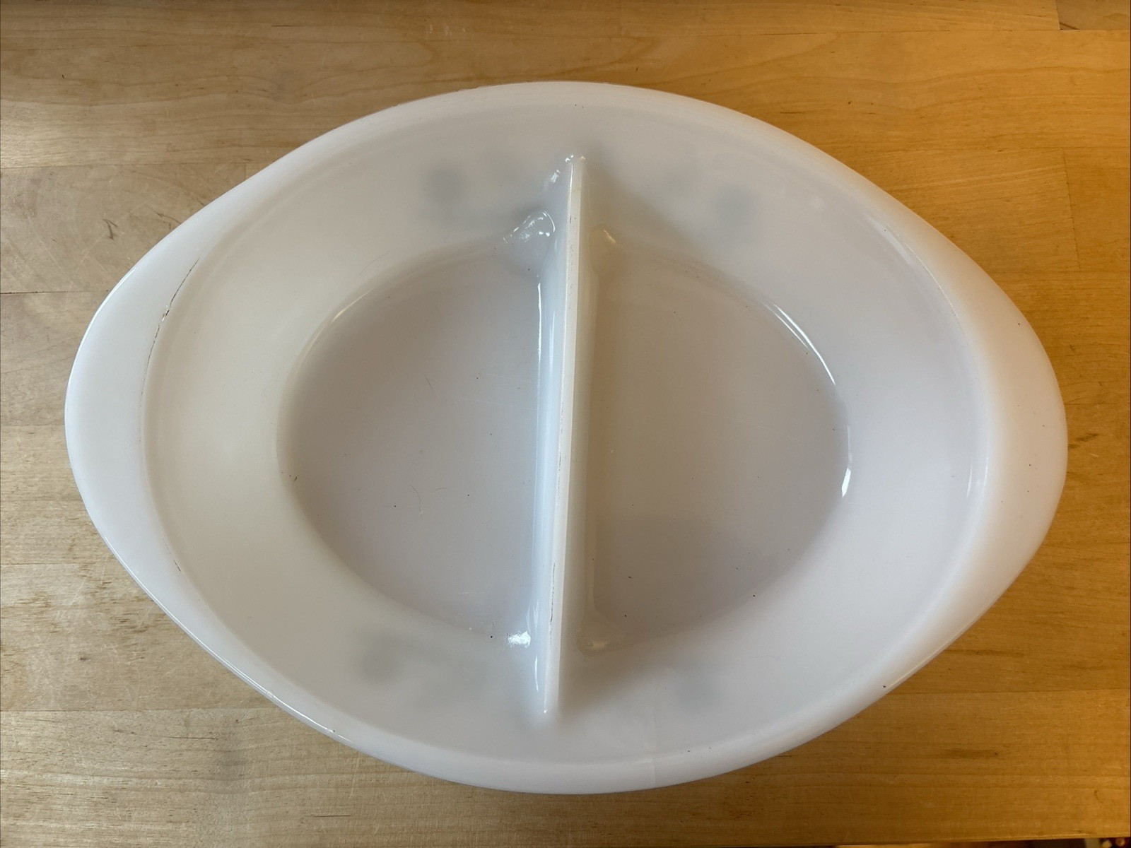 Vintage Glasbake J2352 Green Daisy Pattern Divided Casserole Serving Dish VGC