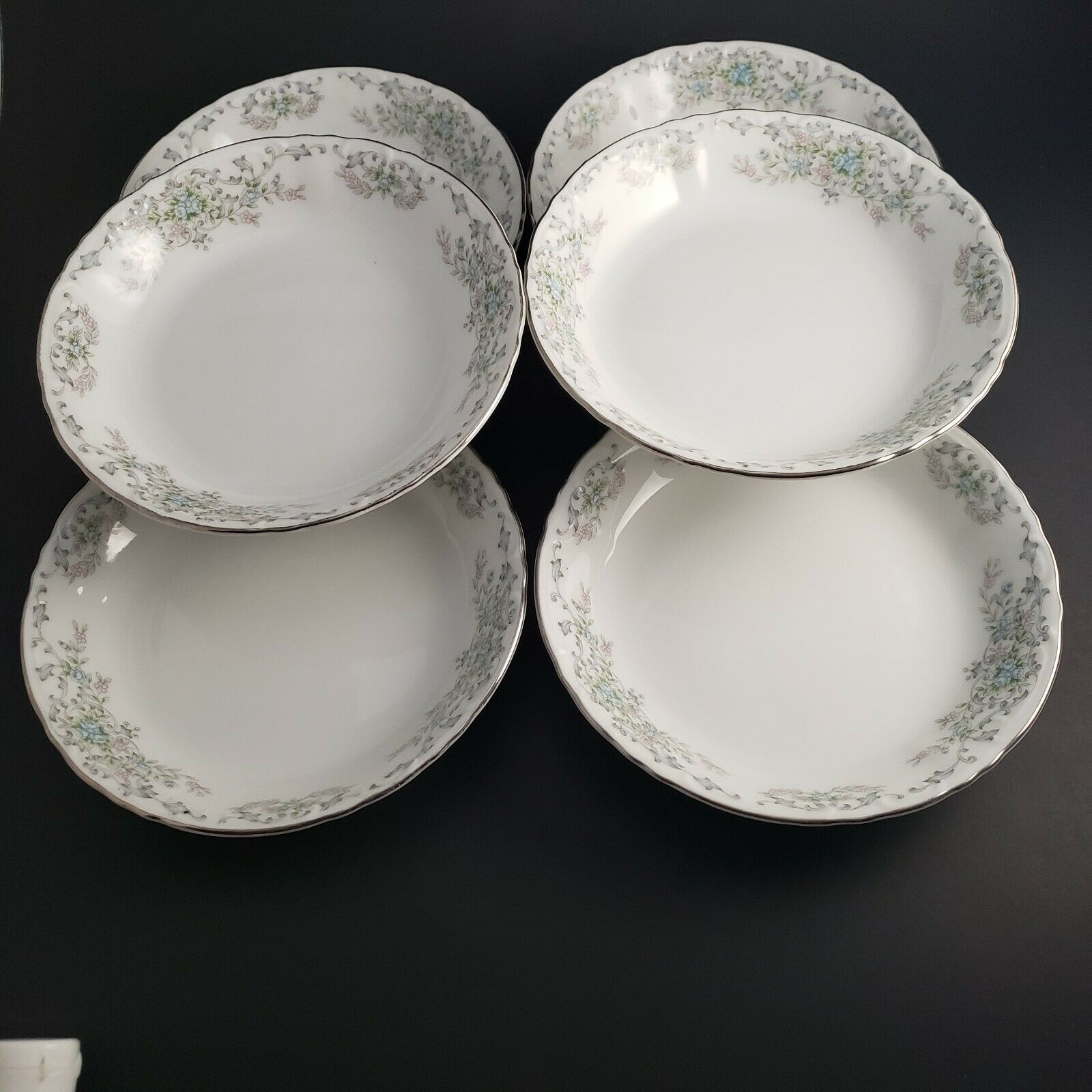 Theresa by NORLEANS 6 Fruit-Dessert Sauce Bowls PLUS 2 bread & butter plates