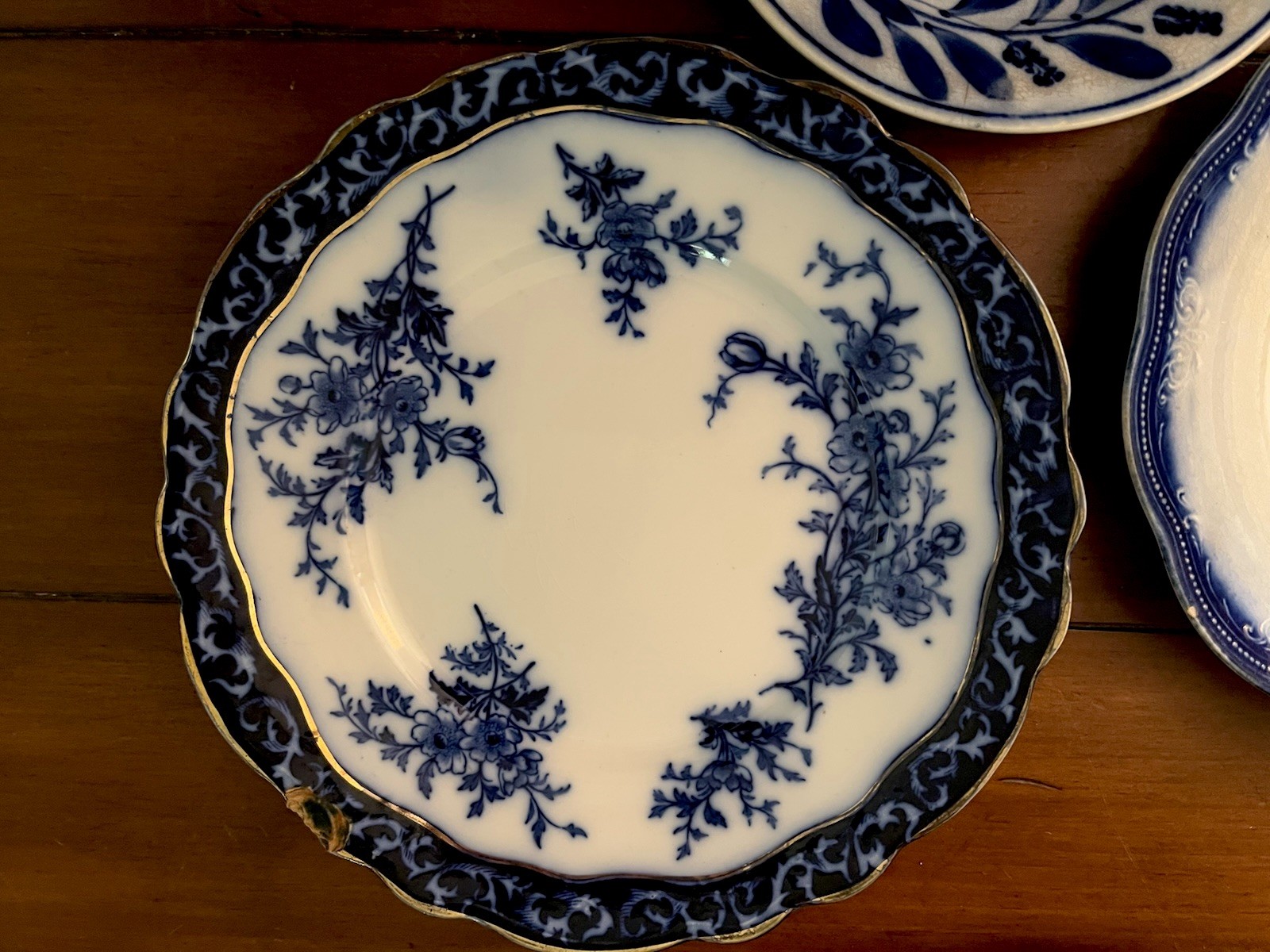 🌟Mismatched Antique Flow Blue China Plates Wall Decor Mixed Sizes Lot -3 ..READ