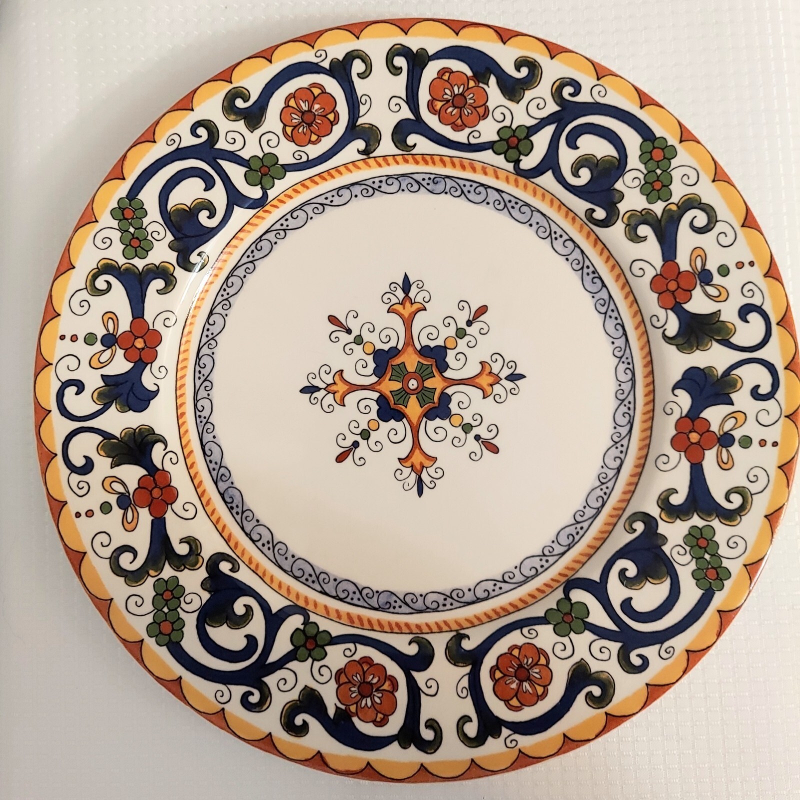 Portugal Dinner Plate Scroll Snowflake Medallion Daruta Style Floral Band