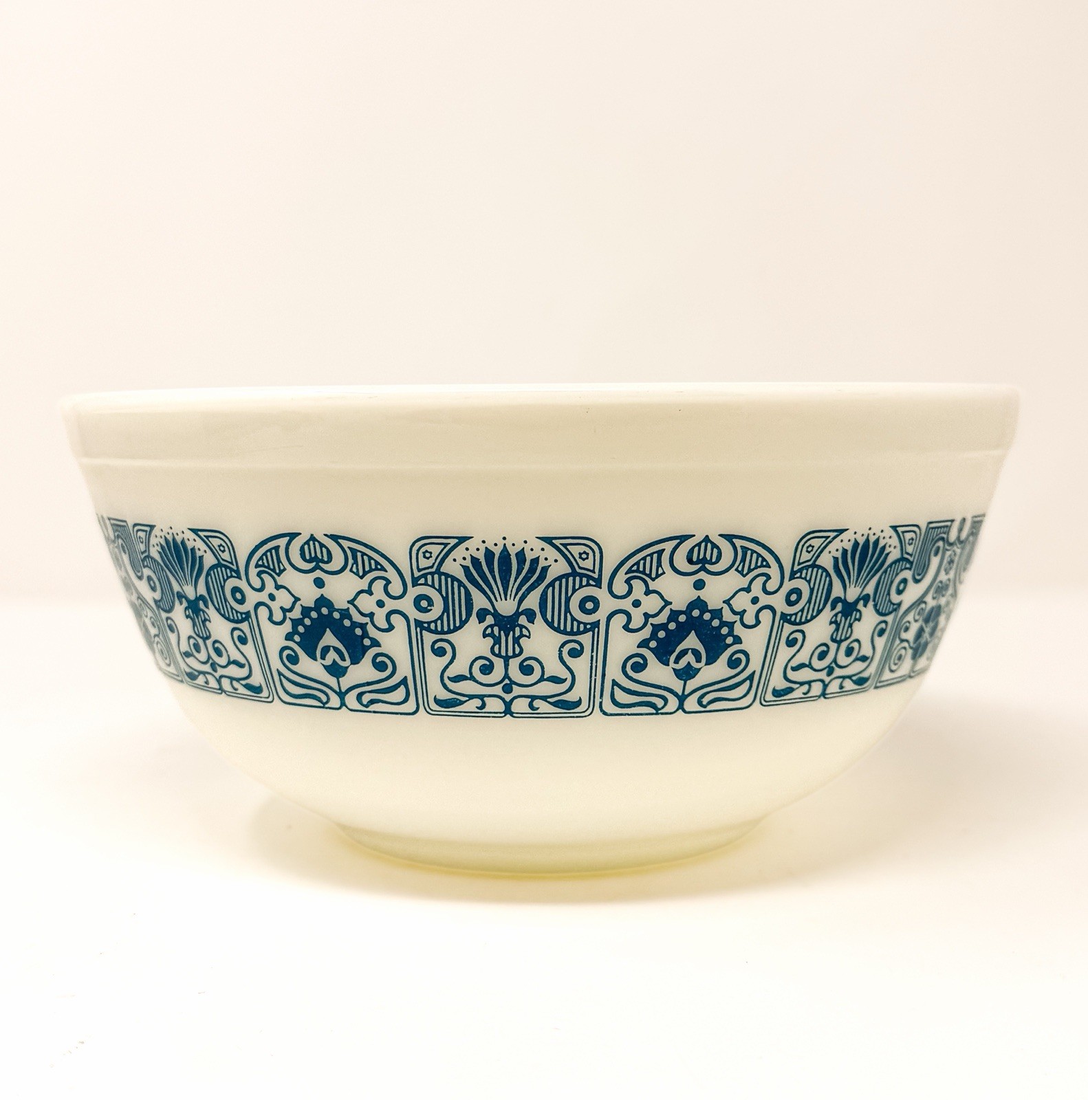 Vintage Pyrex 403 Horizon Blue 2.5 Qt Cinderella Nesting Mixing Bowl USA