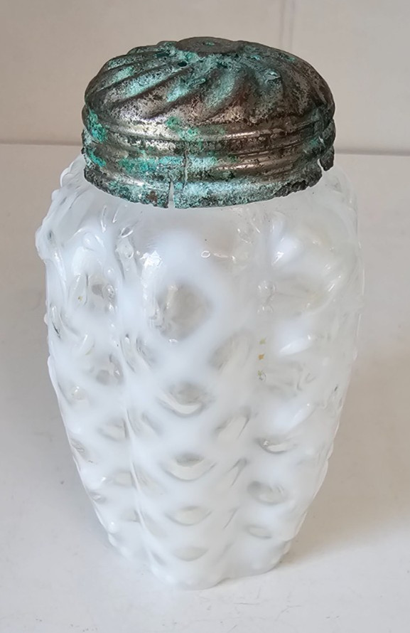EAPG Victorian Glass Salt Pepper Shaker Opalescent White Ribbed Lattice