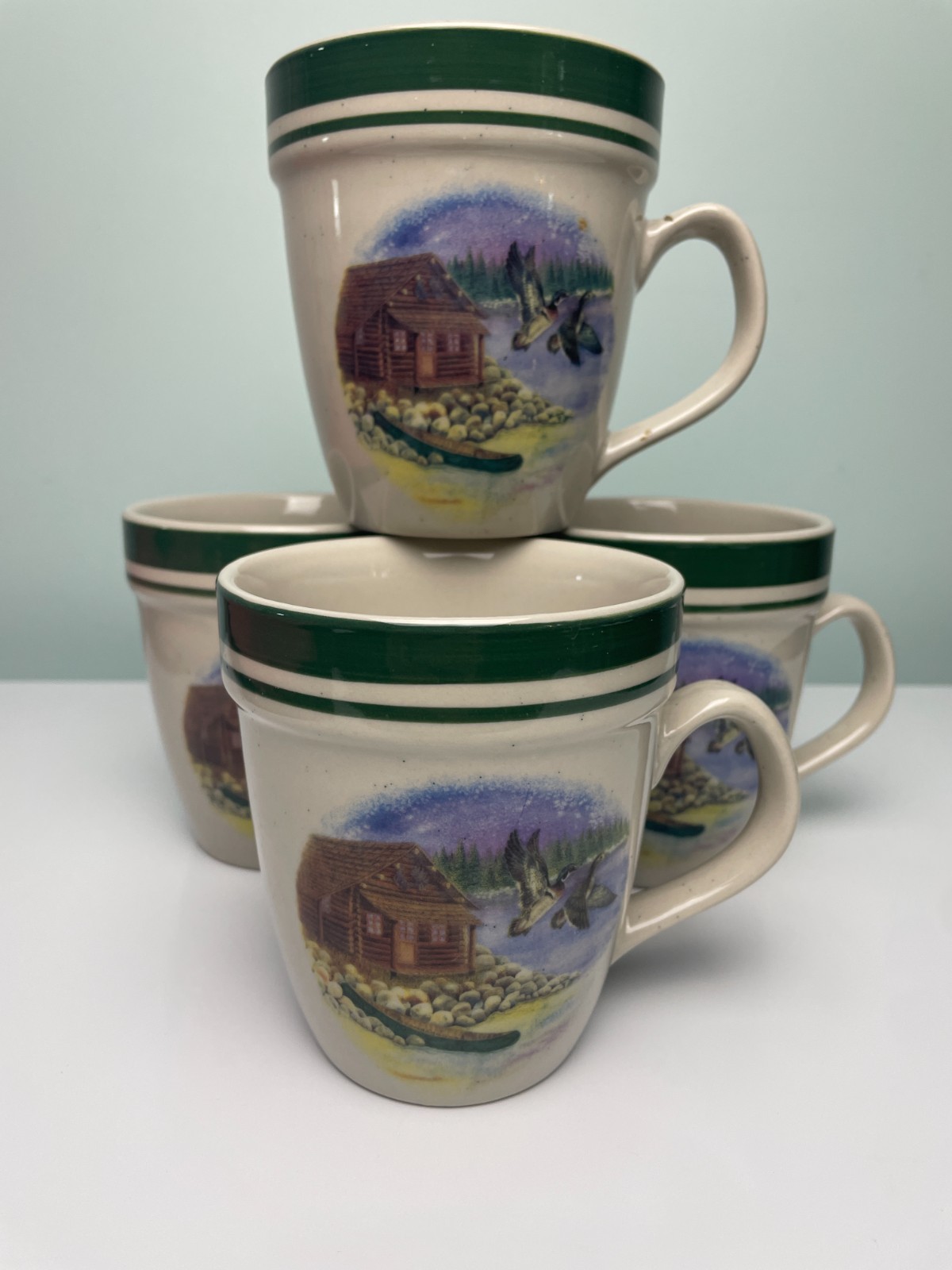 Cabelas Folkcraft Stoneware CABIN 15oz Set Of 4 Coffee Mugs Ducks Hunting 4.5″