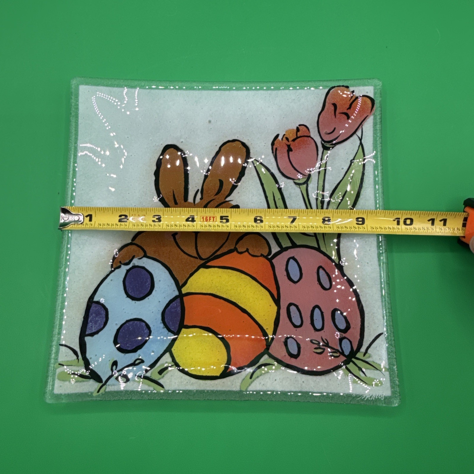 Peggy Karr 10″ Happy Easter Square Plate Fused Art glass signed Cartoon