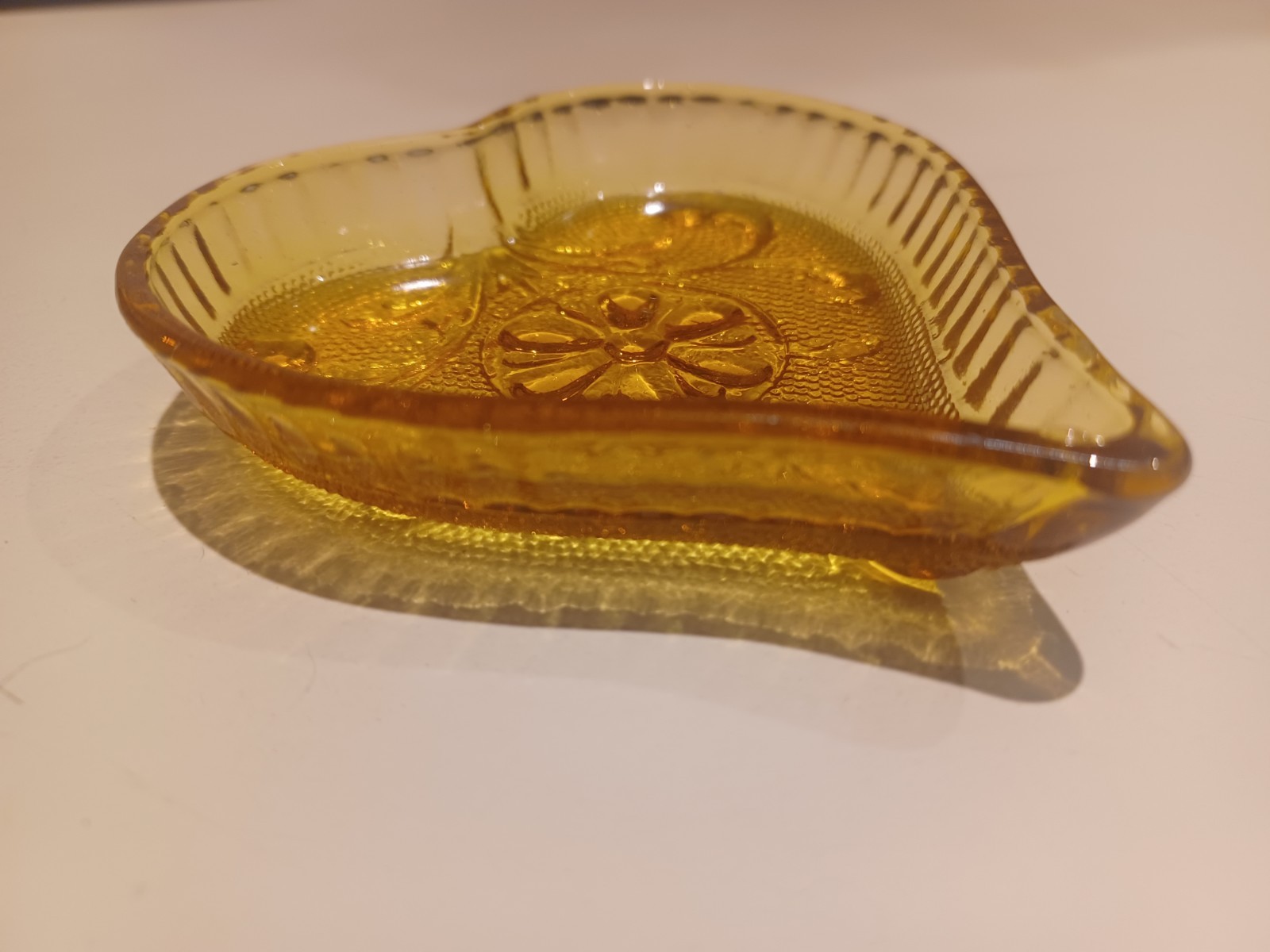 Vintage Indiana Glass Amber Tiara Sandwich Heart Shaped Trinket Dish