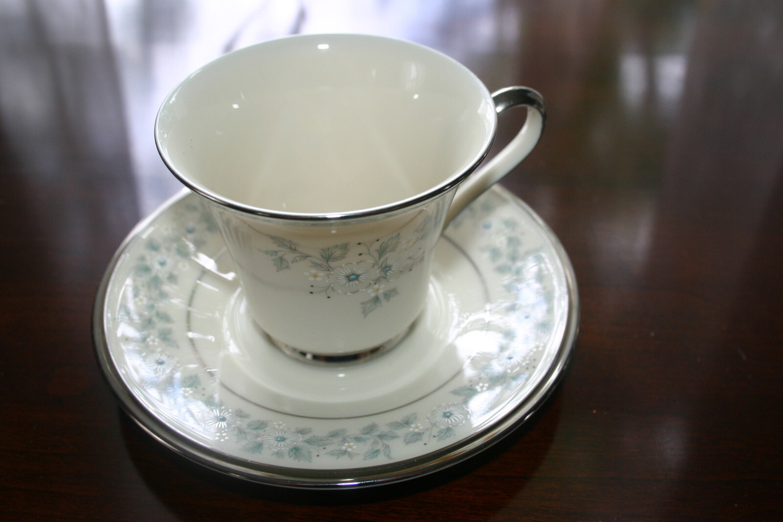 Lenox Windsong Dinner Plates Blue White Floral Platinum Rim UNUSED *YOUR CHOICE*