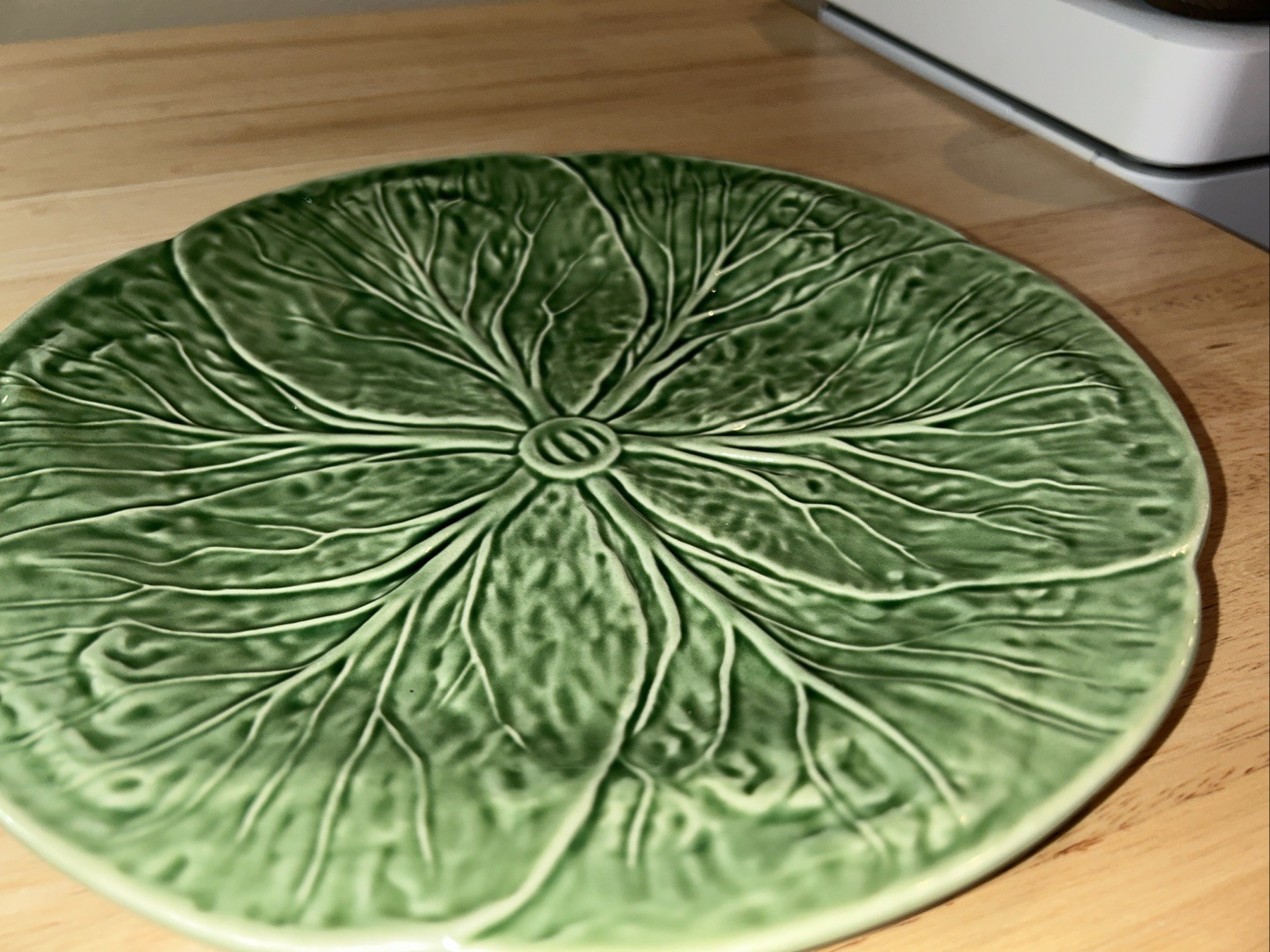 (2) San Raphael Green Cabbage Bordallo Pinheiro Dinner Plate Portugal 10.25” EX