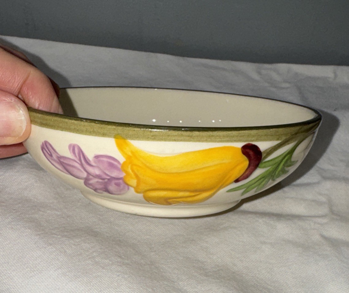 Vintage Pair Of Franciscan Poppy Berry Bowls 1950s California